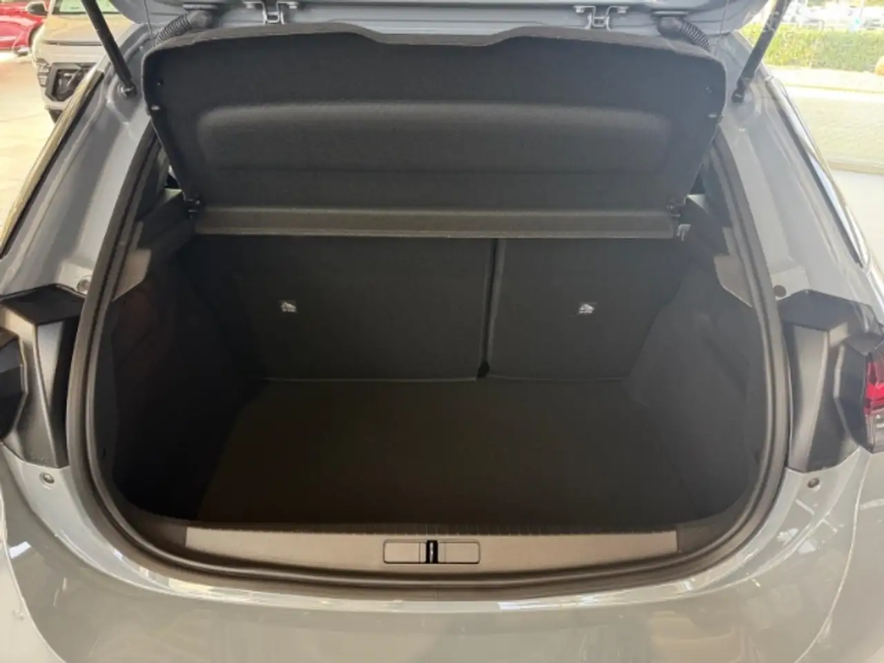 Opel Corsa F 1.2 Turbo GS Navi+ Sitzheizung+ Tempomat 12