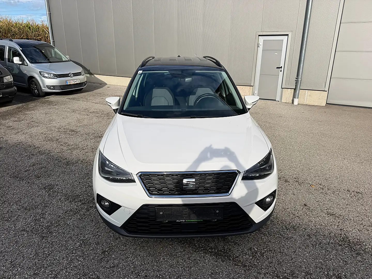 SEAT Arona 1,0 Eco TSI Style Weiß - 2