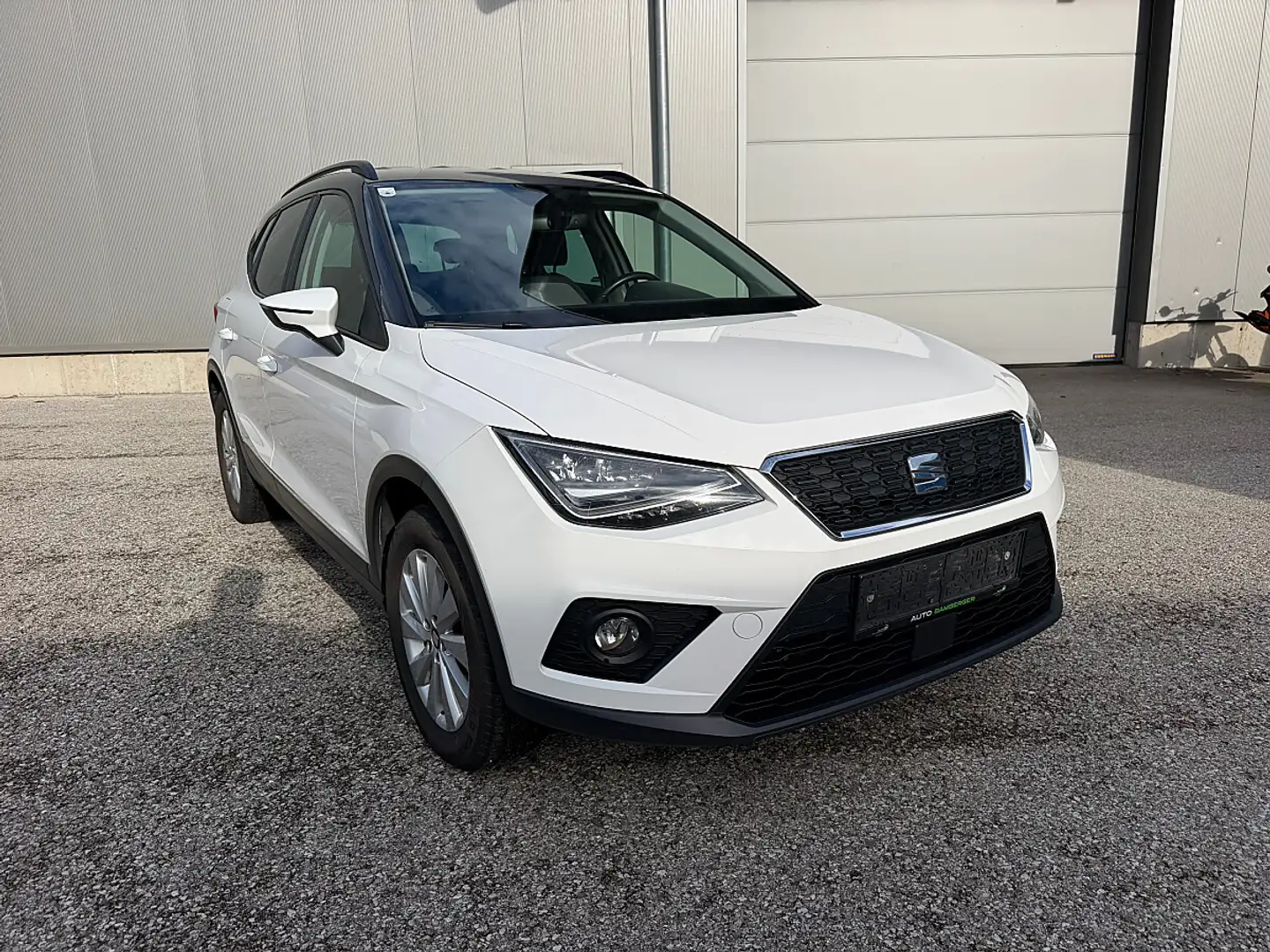 SEAT Arona 1,0 Eco TSI Style Weiß - 1