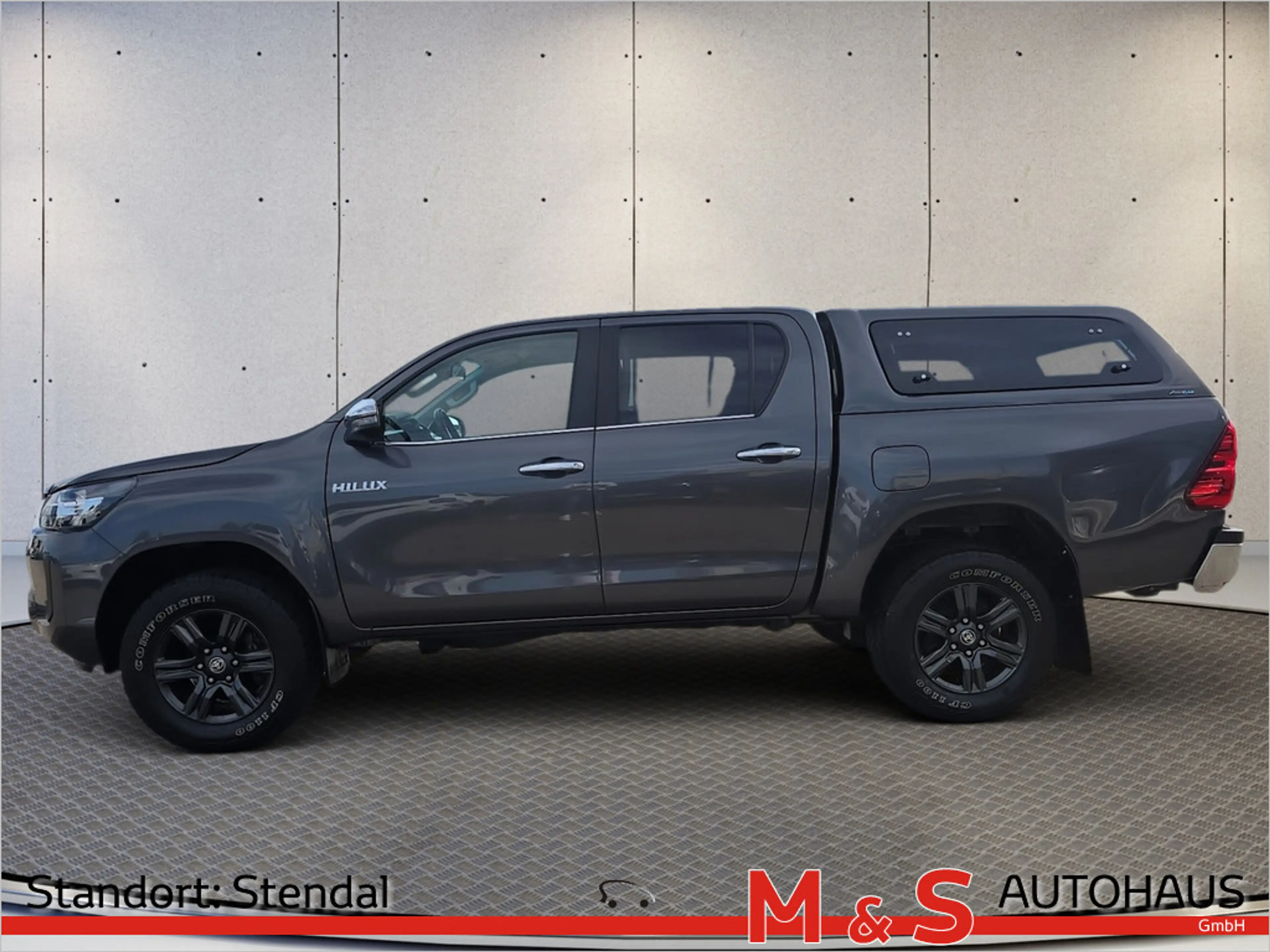 Toyota Hilux 2.8 Double Cab Comfort 4x4 KAMERA AHK — photo 3