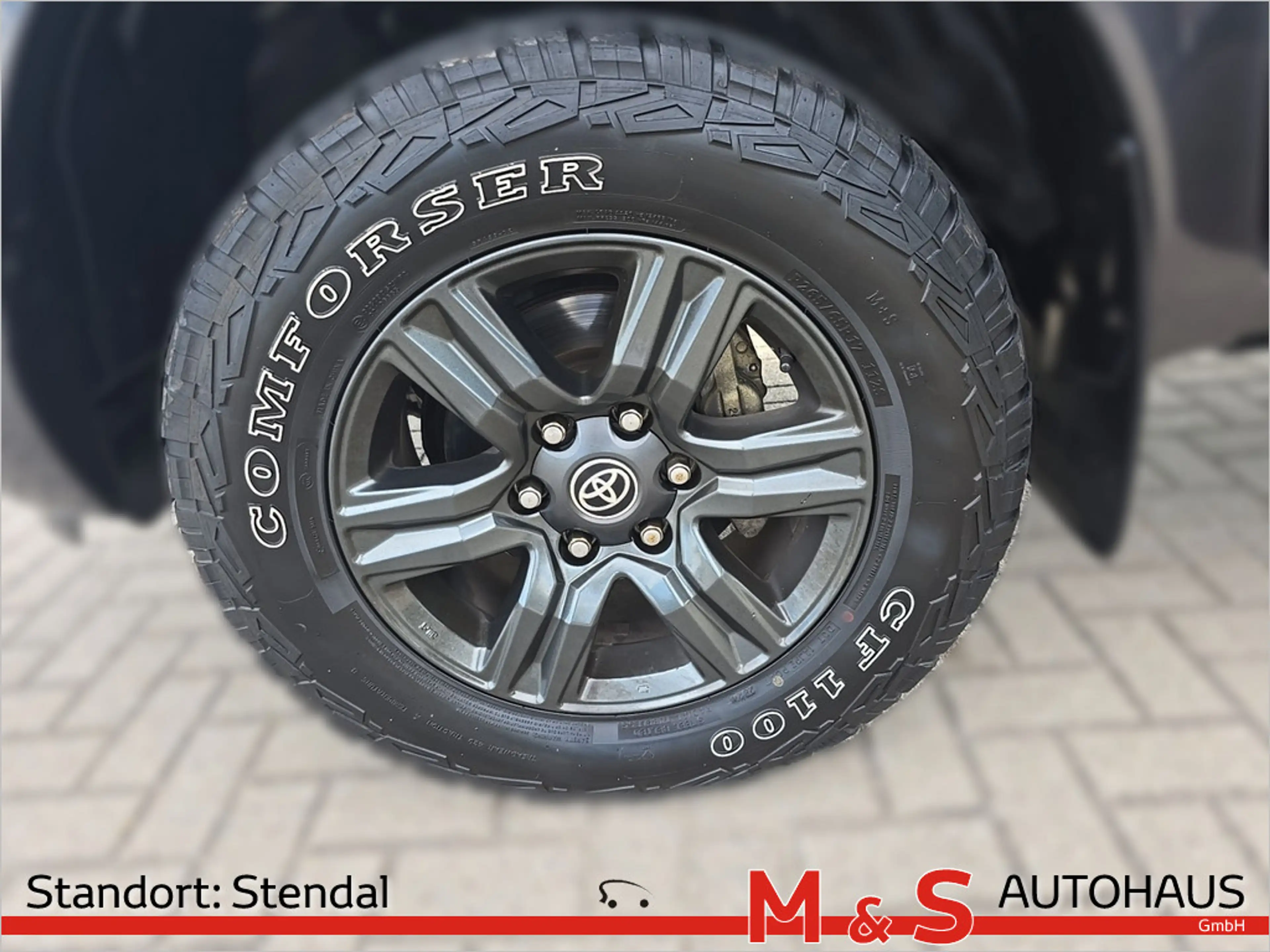 Toyota Hilux 2.8 Double Cab Comfort 4x4 KAMERA AHK — photo 16