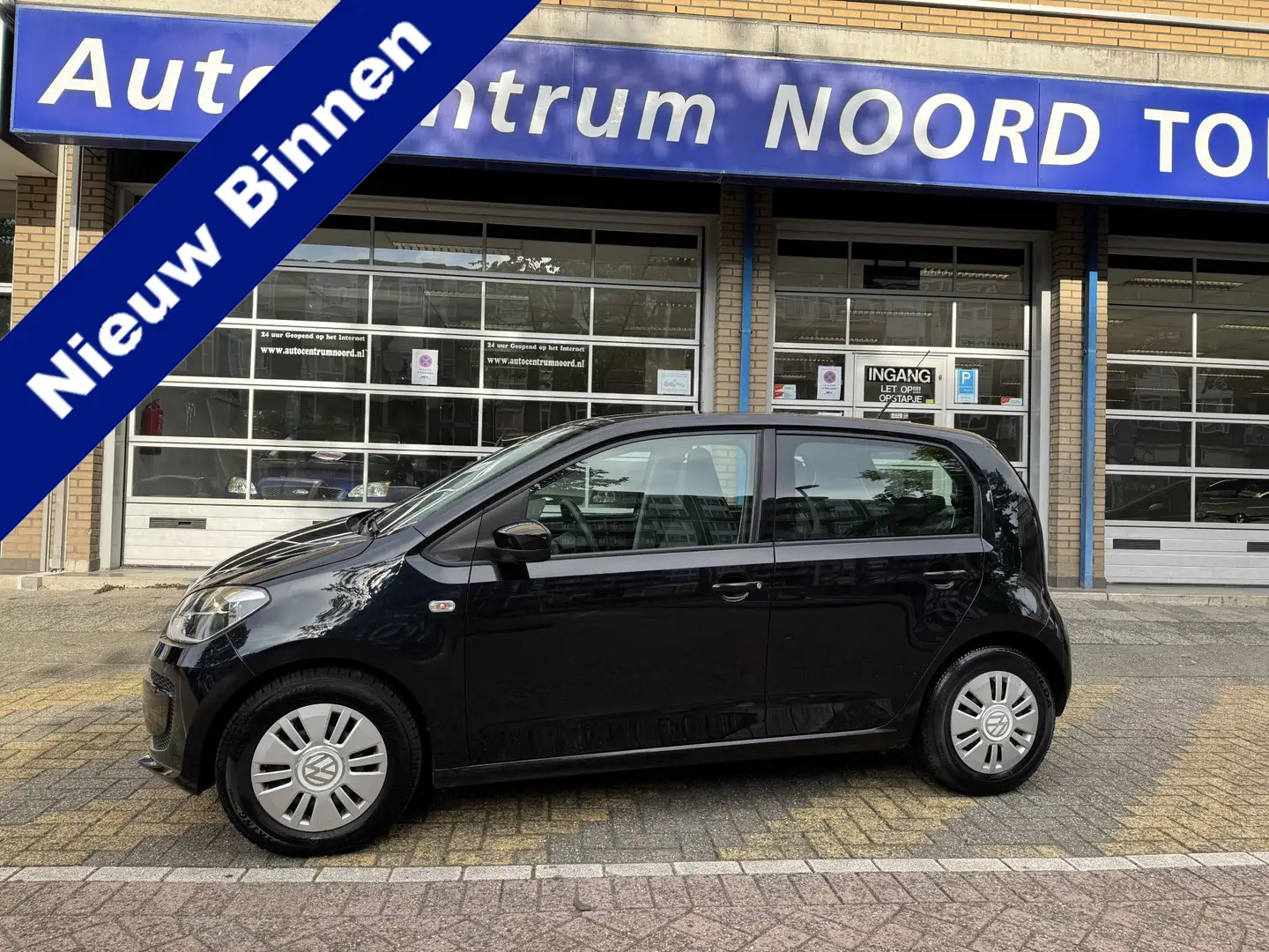 Volkswagen up! 1.0 move up! BlueMotion | Airco | Navigatie | 5 Dr Negro - 1