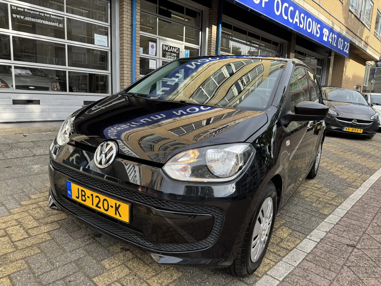 Volkswagen up! 1.0 move up! BlueMotion | Airco | Navigatie | 5 Dr Negro - 2