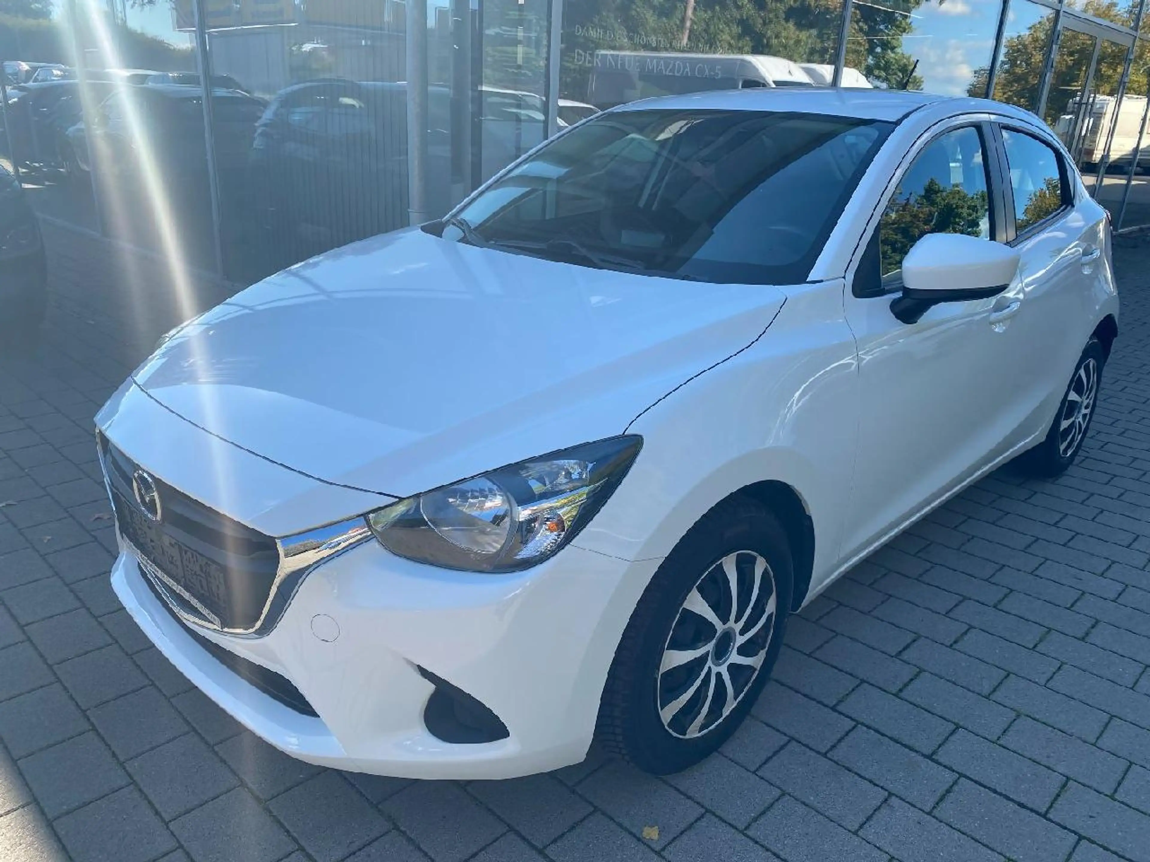 Mazda 2 SKYACTIV-G 75PS CENTER-LINE