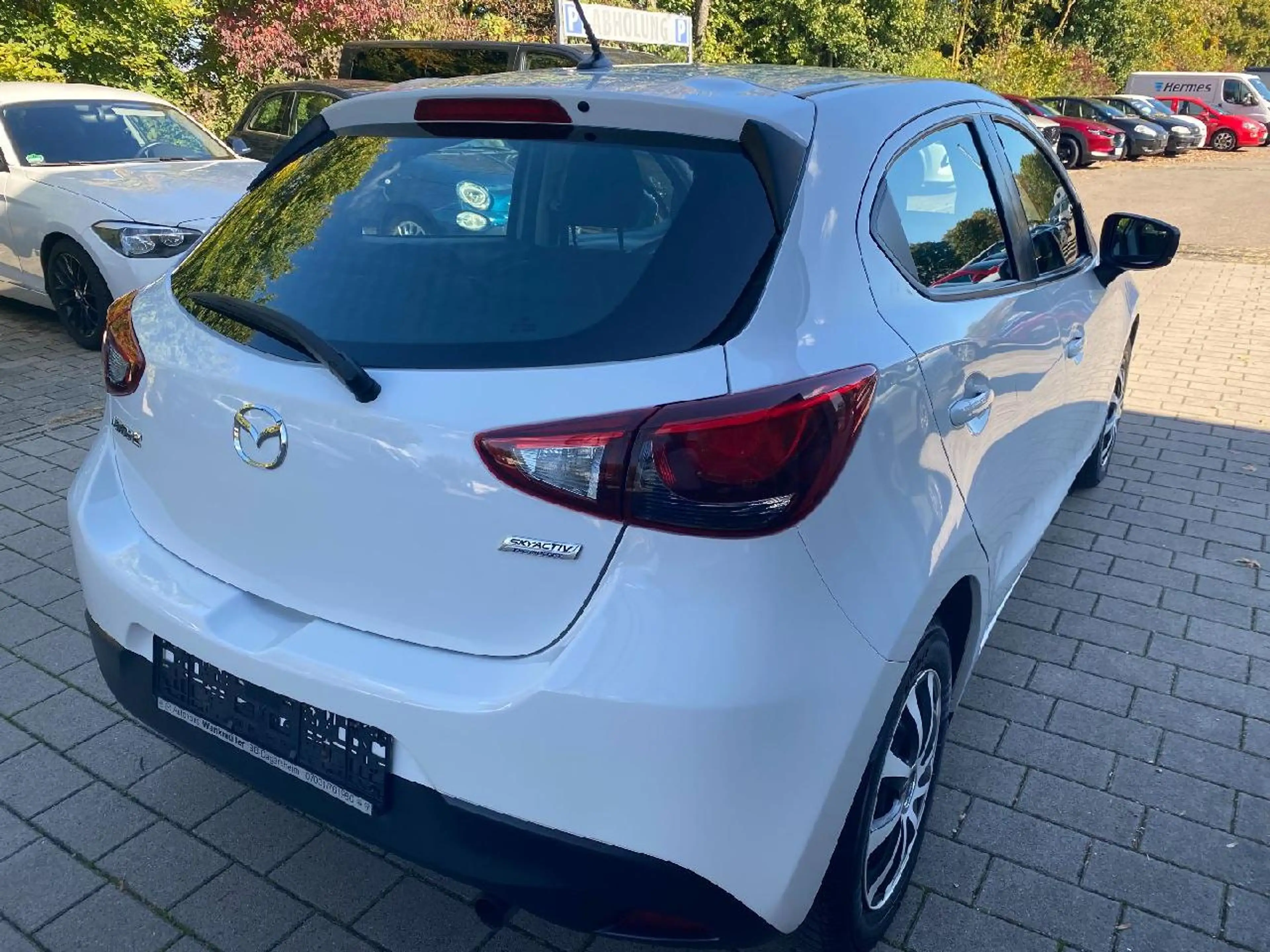 Mazda 2 SKYACTIV-G 75PS CENTER-LINE — photo 6