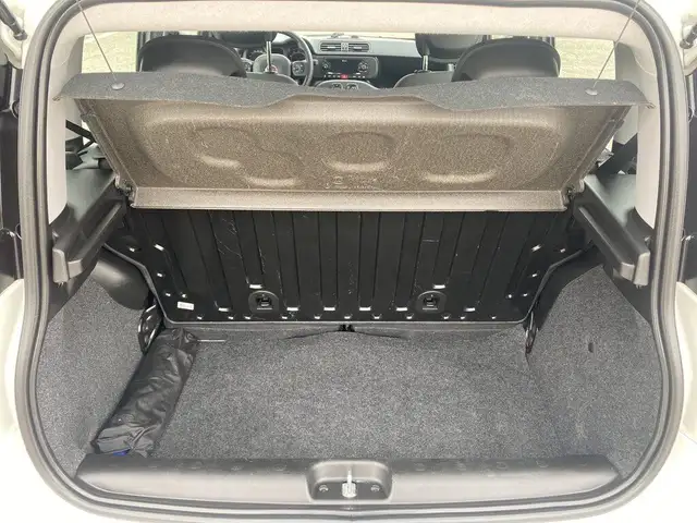 Fiat Panda view 9