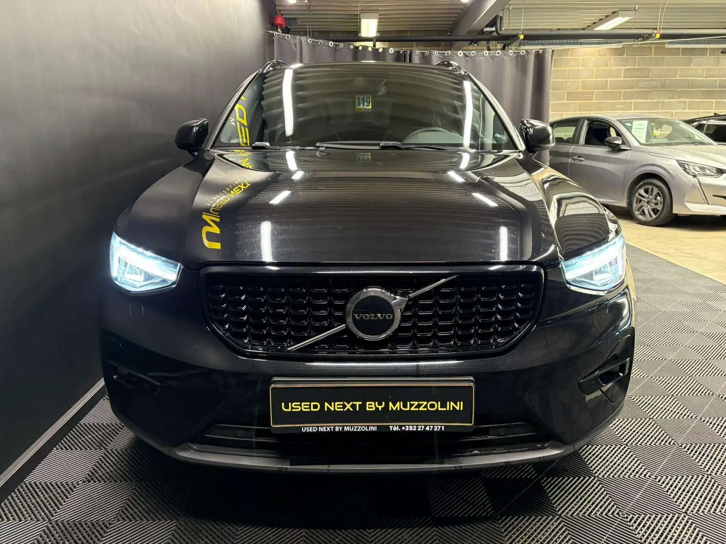 Volvo XC40 T5 Plus Dark PHEV 262CV Noir - 2