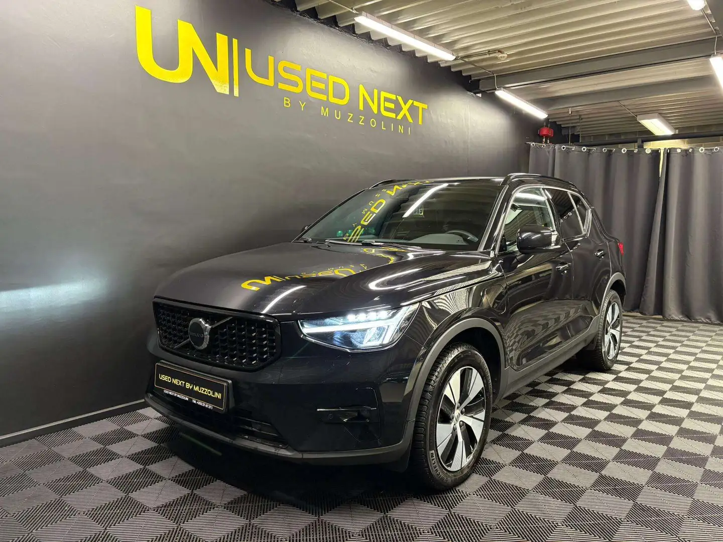 Volvo XC40 T5 Plus Dark PHEV 262CV Noir - 1