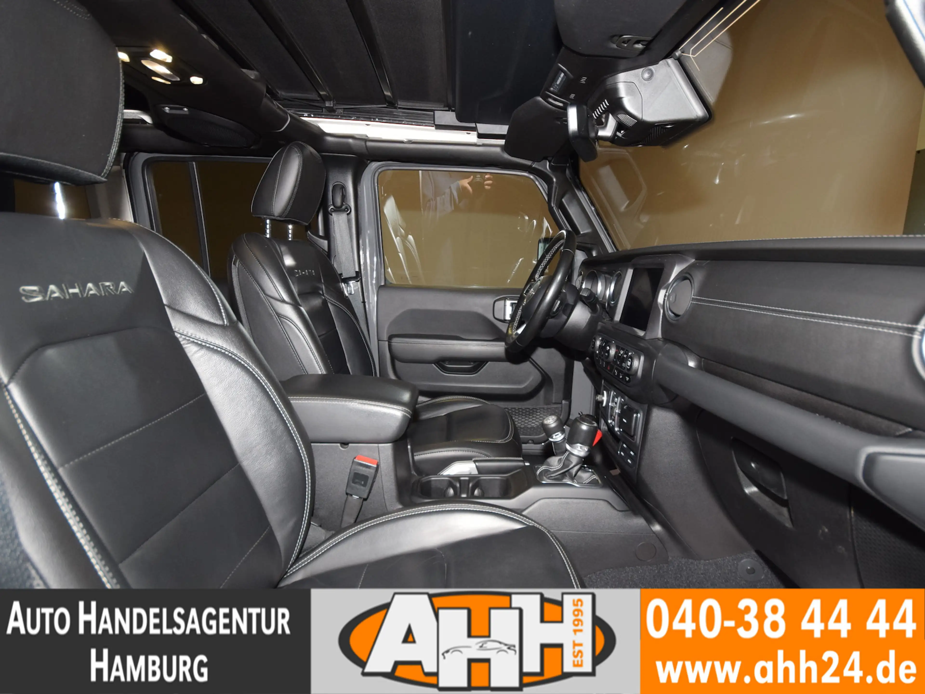 Jeep Wrangler UNLIMITED 2.2 CRDi SAHARA PANO|LED|AHK! — photo 11