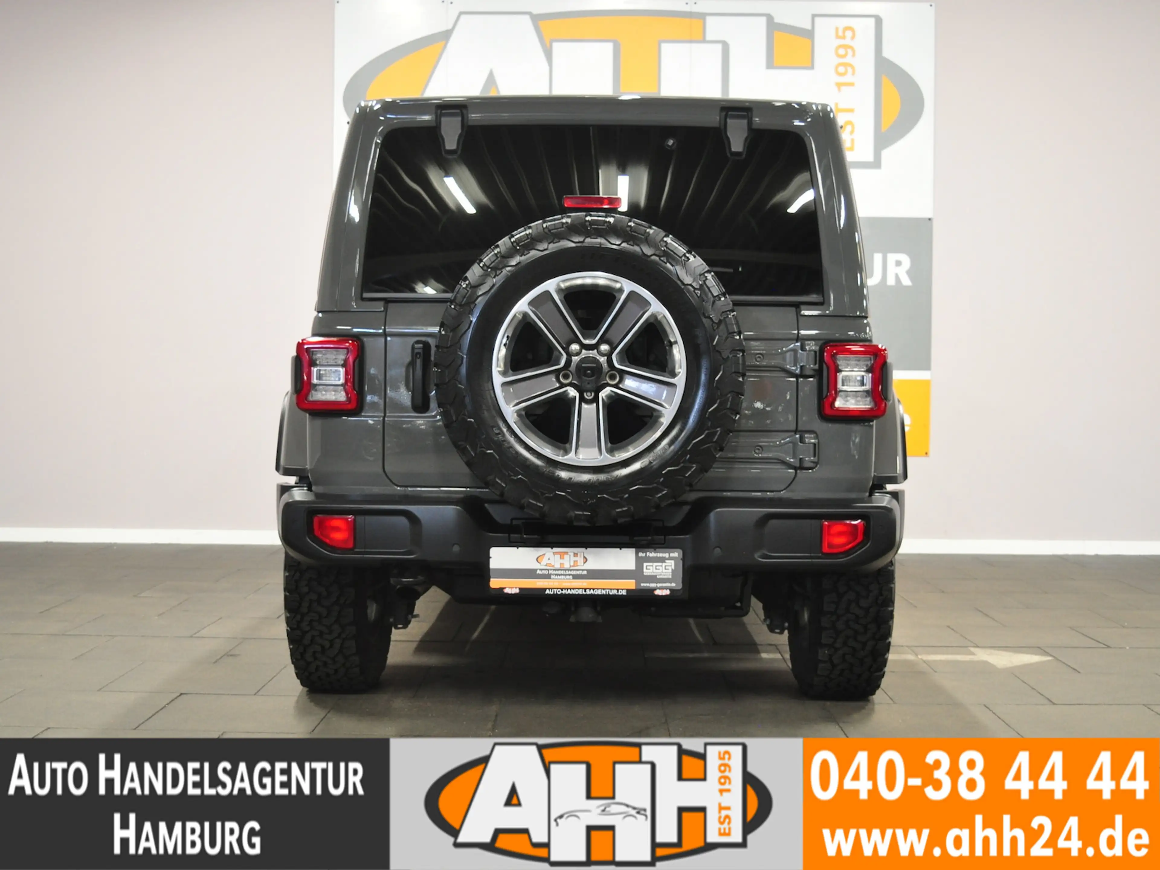 Jeep Wrangler UNLIMITED 2.2 CRDi SAHARA PANO|LED|AHK! — photo 9