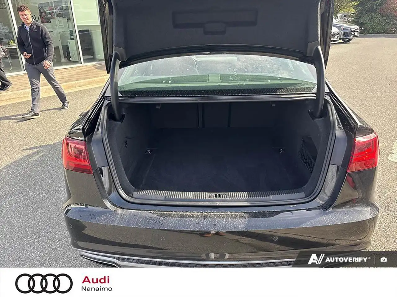 Audi A6 снимка Audi A6