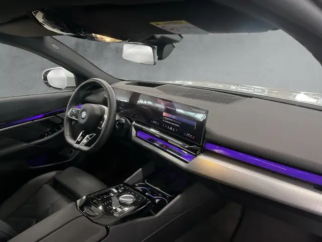 BMW I5 view 12