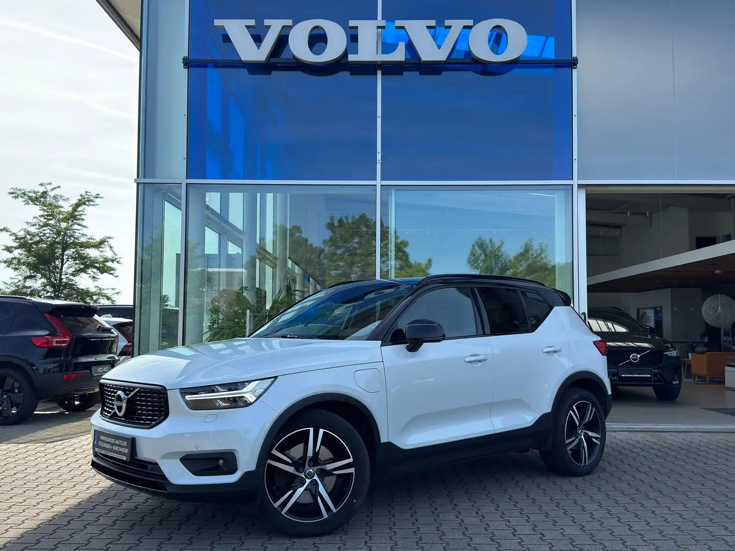 Volvo XC40 T5 Recharge R-Design Expression PHEV 2WD Blanco - 1