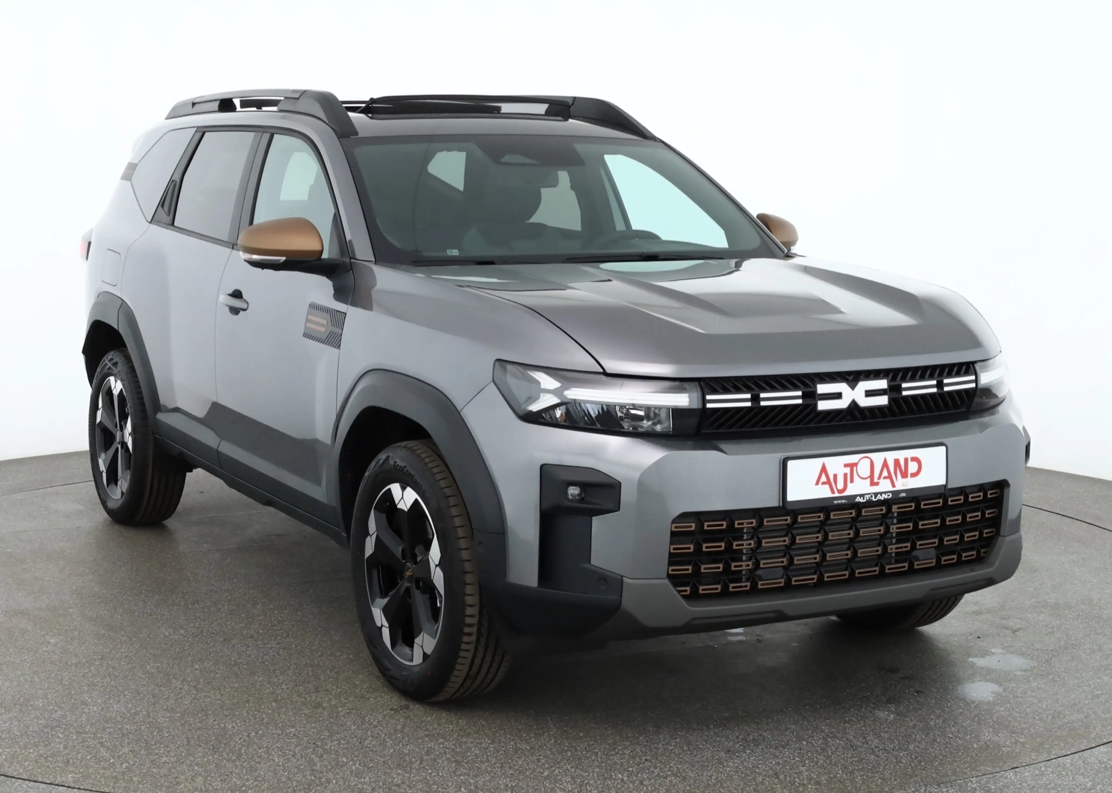 Dacia Bigster Essential 140 mHev LED Kamera Tempomat — photo 8