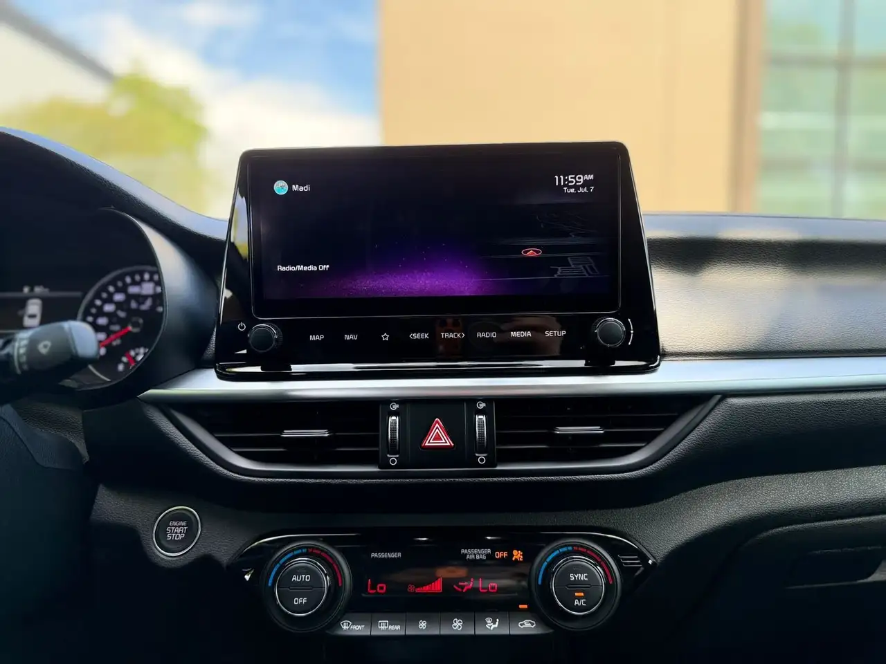 Kia Forte снимка Kia Forte