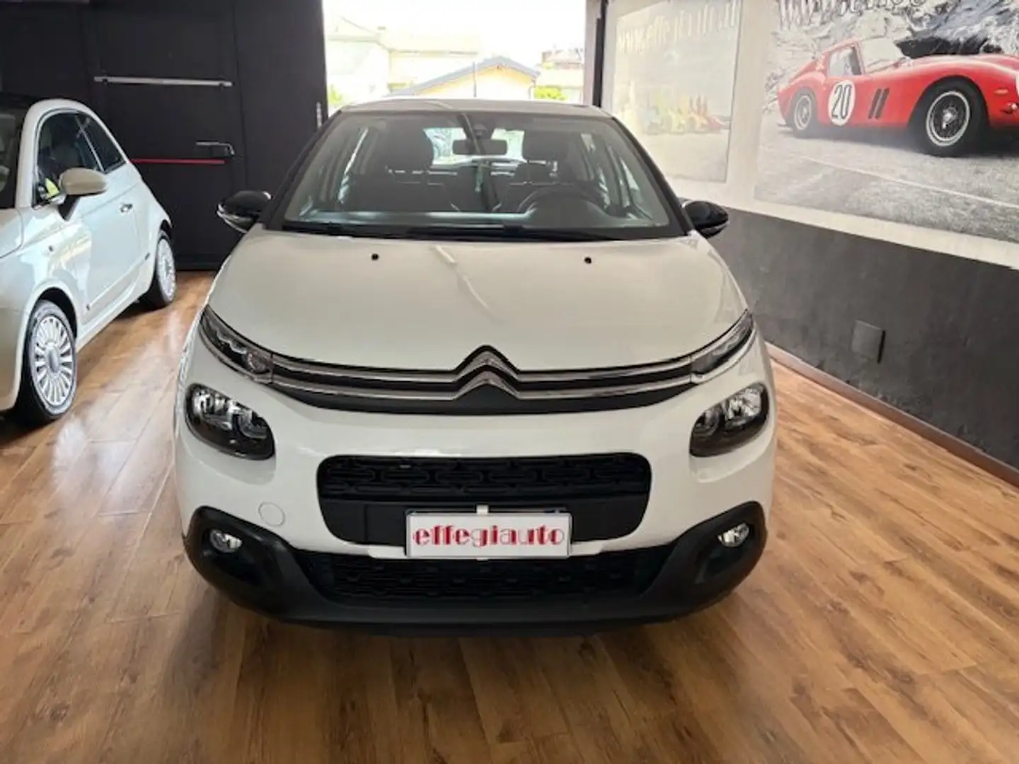 Citroen C3 1.2 puretech Shine s Blanc - 2