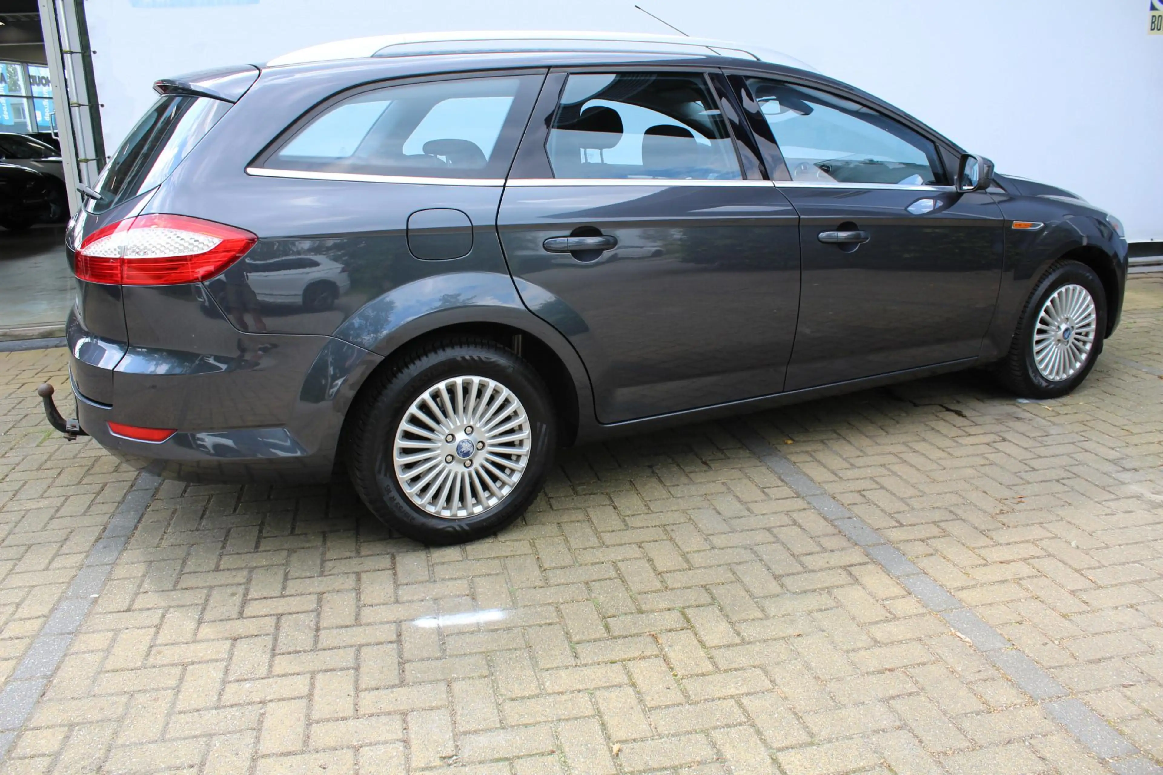 Ford Mondeo Wagon 2.0-16V Limited | Trekhaak | Climate Control — photo 3