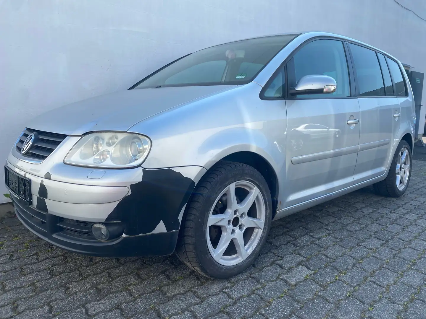 Volkswagen Touran 1,9 TDI Trendline Klima/LM/CD/TÜV NEU. . . Silber - 1