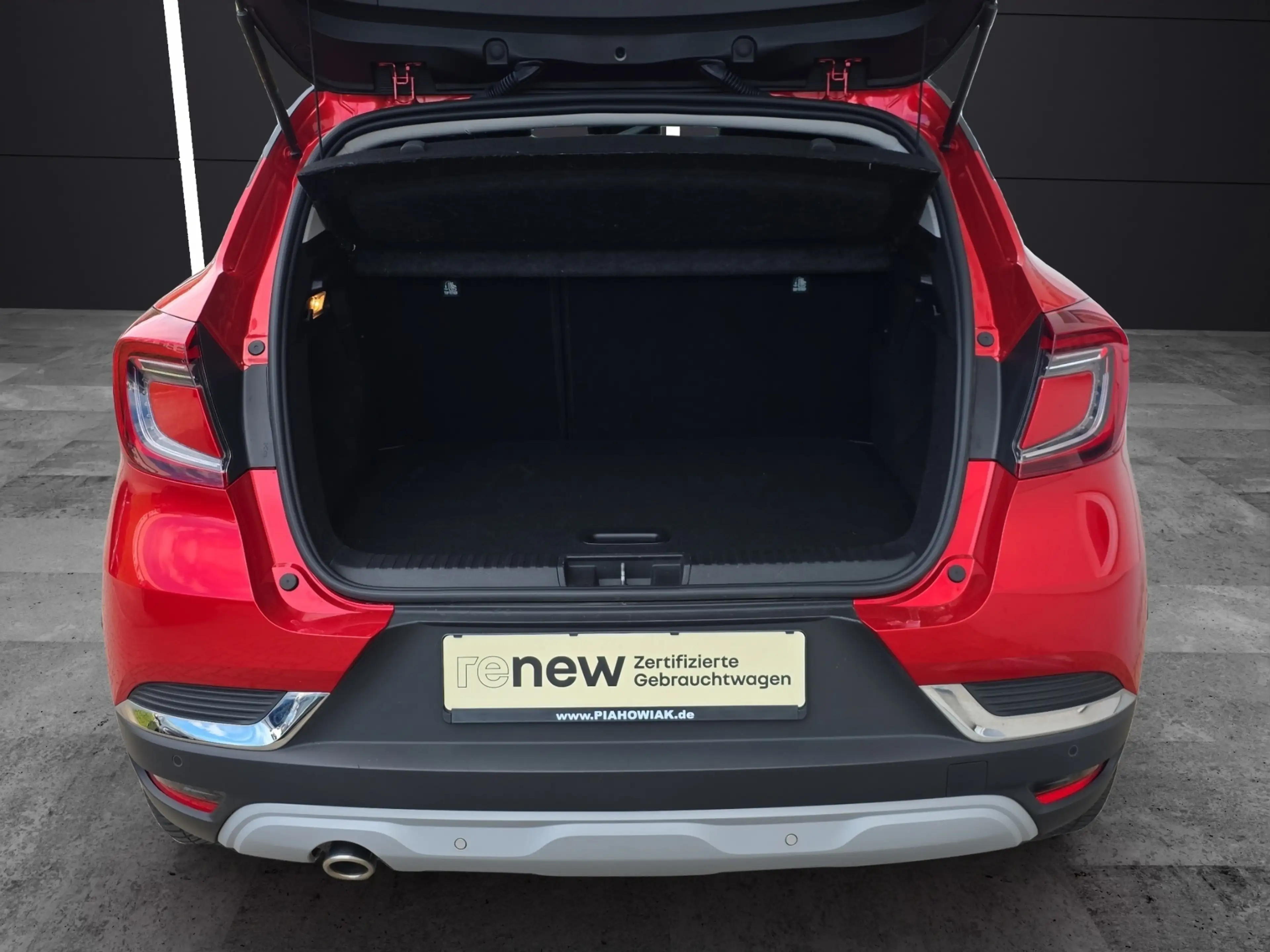 Renault Captur INTENS TCe 140 EDC Schiebedach Navi Rückfahrkamera — photo 8