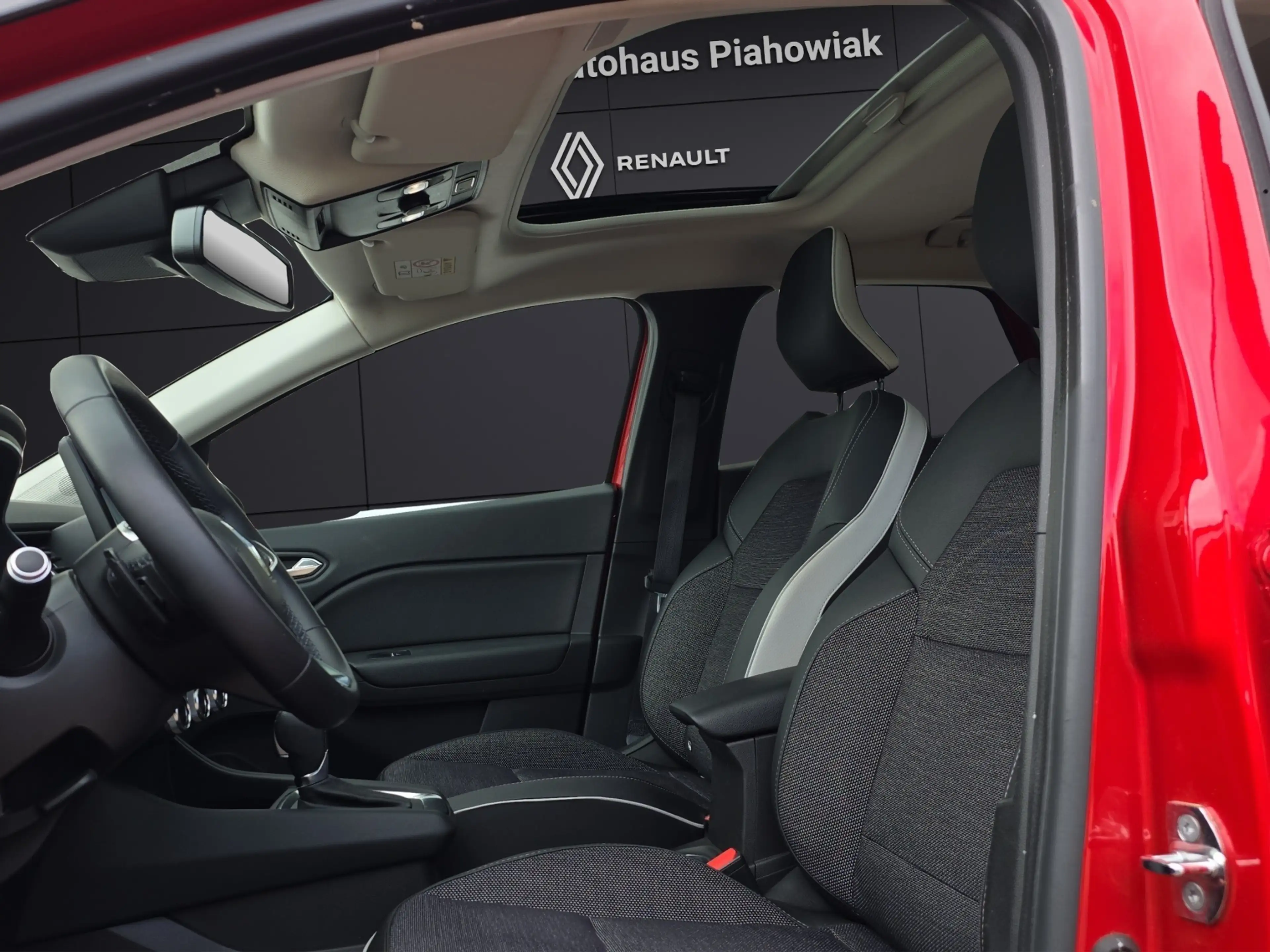 Renault Captur INTENS TCe 140 EDC Schiebedach Navi Rückfahrkamera — photo 10