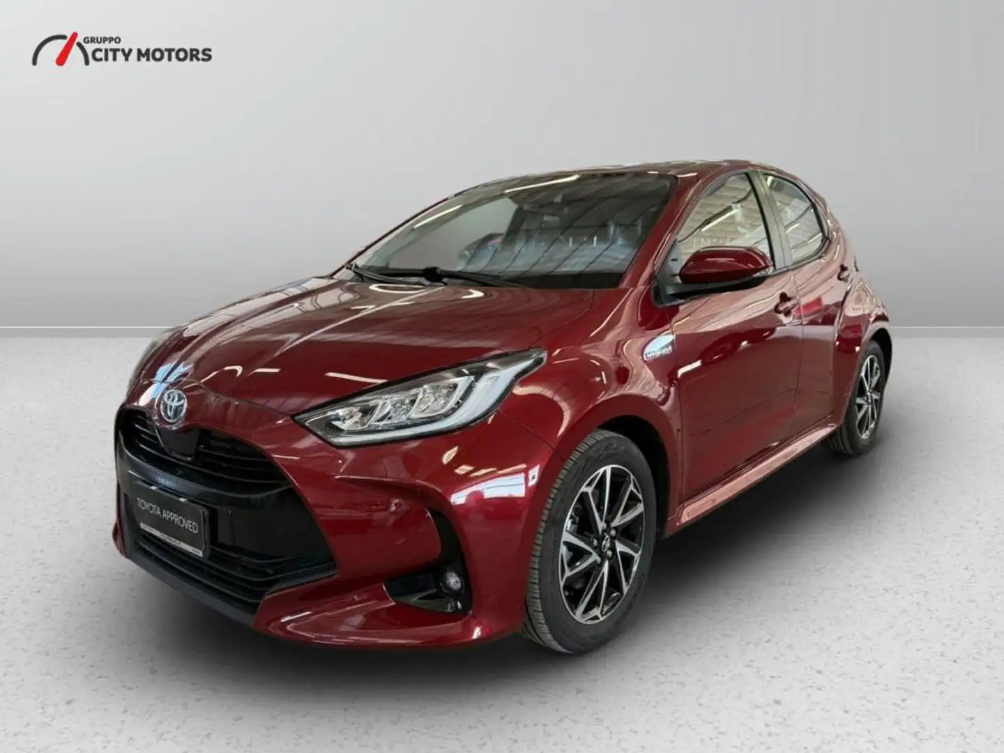 Toyota Yaris 1.5 hybrid Trend Rosso - 1