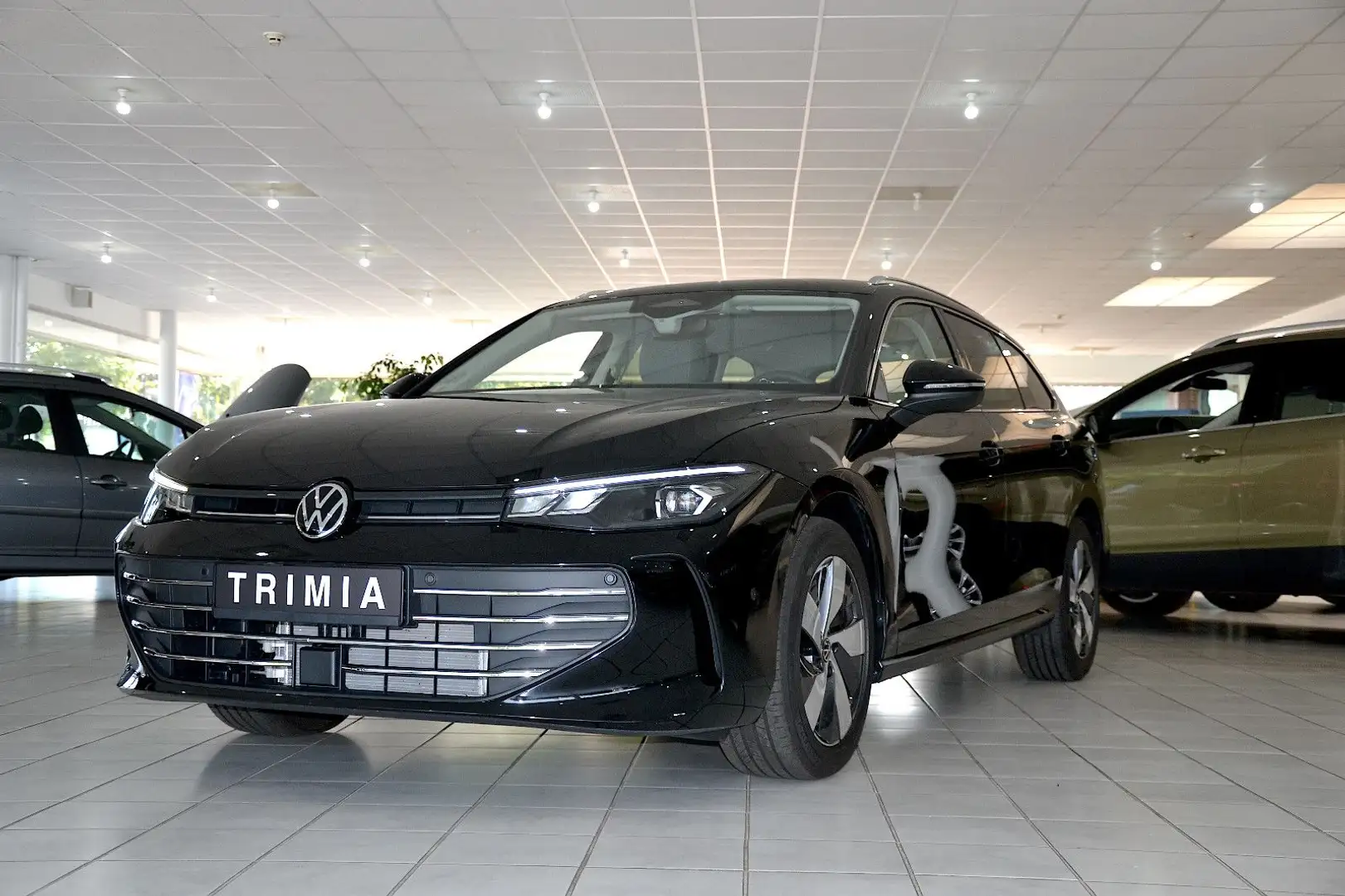 Volkswagen Passat 1.5 eTSI | 360° KAM | AHK | LED | ACC | SHZ Noir - 2