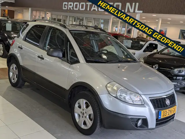 Fiat Sedici 1.6-16V Dynamic Airco, Trekhaak, Stuurbekrachtrigi