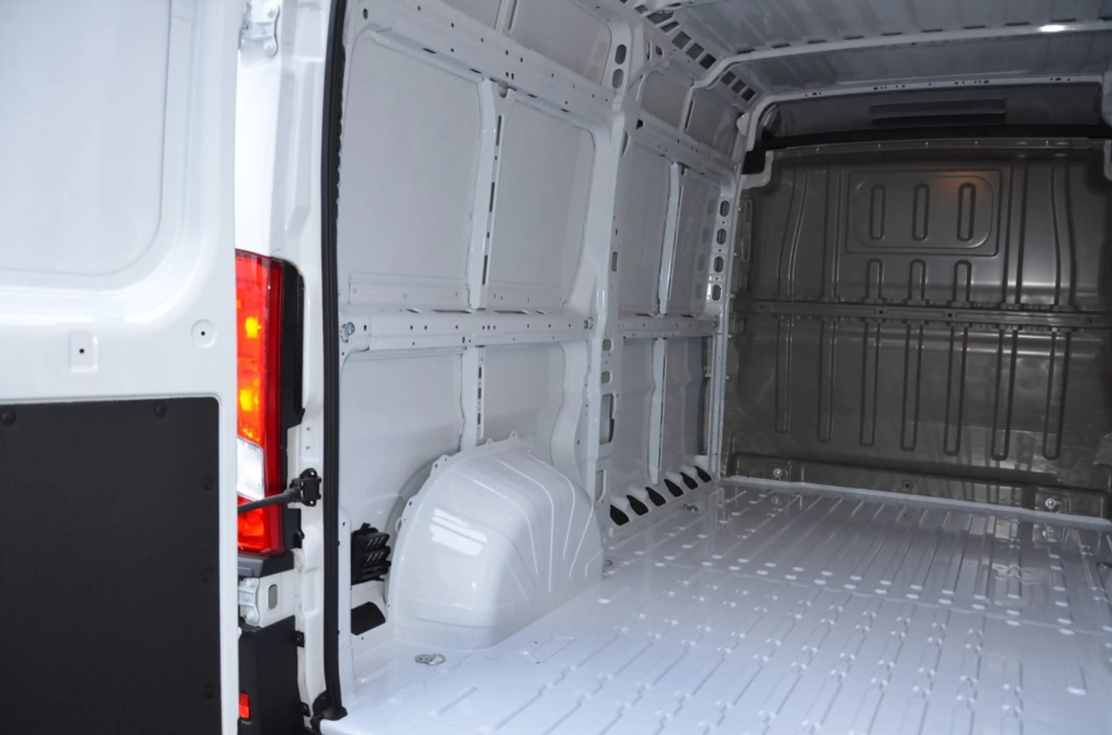 Peugeot Boxer 2.2 Blue HDI  140PK *NIEUW*BPM VRIJ** Nog 1x als D — photo 12