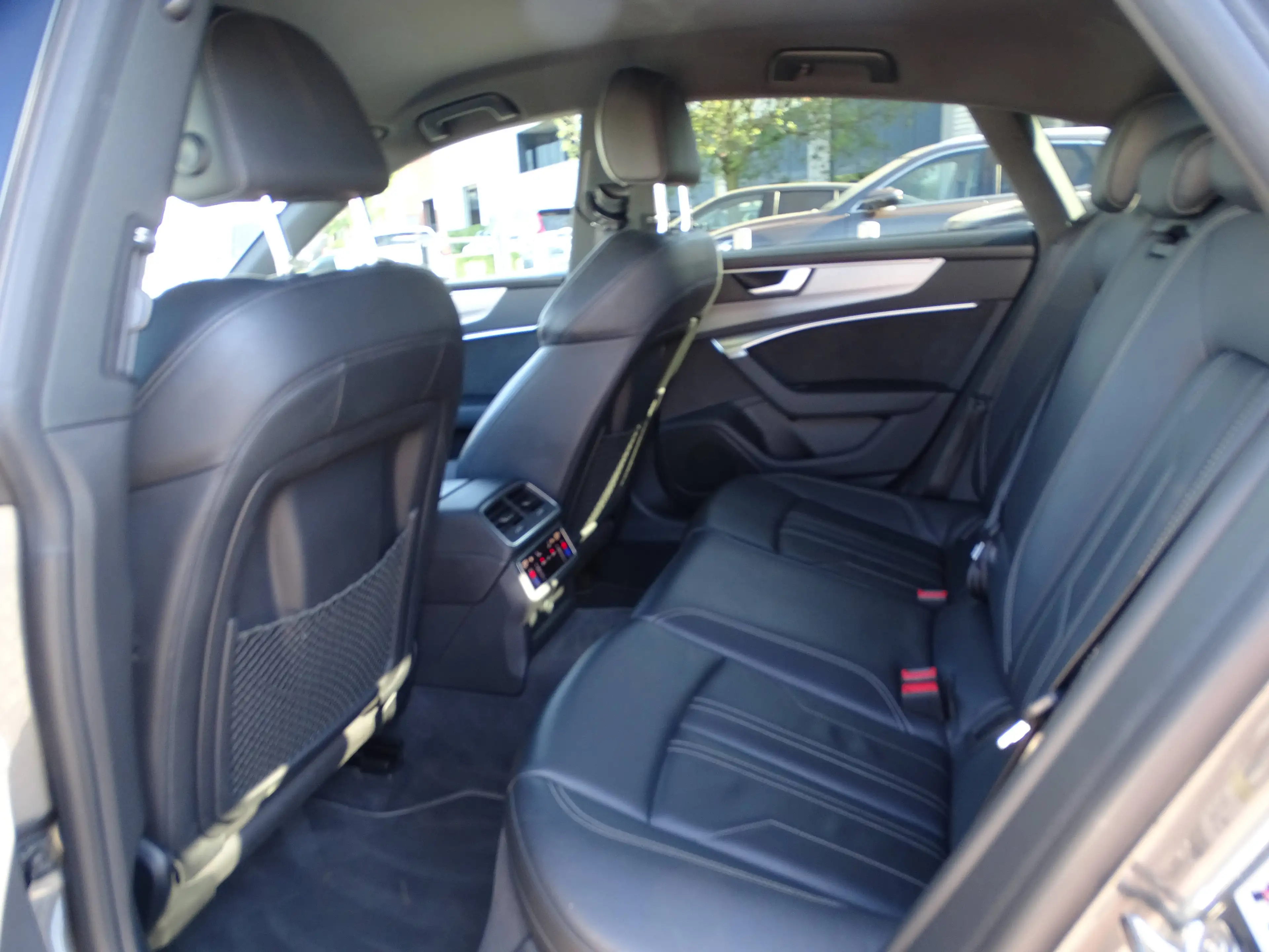 Audi A7 A7 40 TDi S tronic S-Line — photo 8