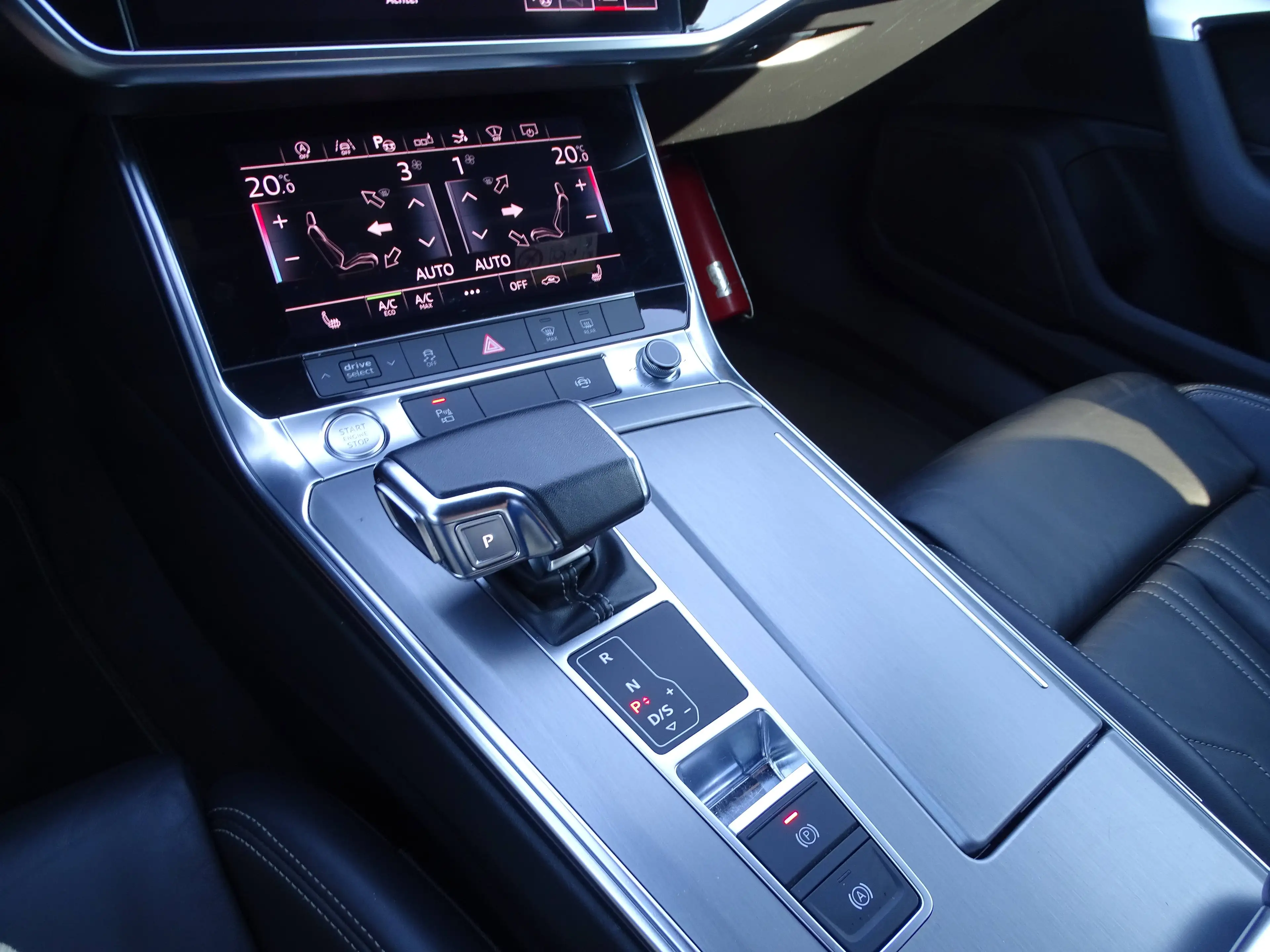 Audi A7 A7 40 TDi S tronic S-Line — photo 12