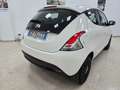 Lancia Ypsilon Ypsilon 1.2 8v 69cv E6 Weiß - thumbnail 4