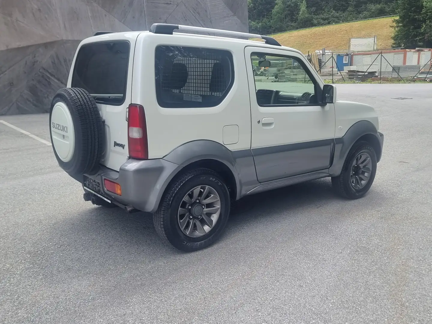 Suzuki Jimny 1,3 VX L3 deluxe Weiß - 2