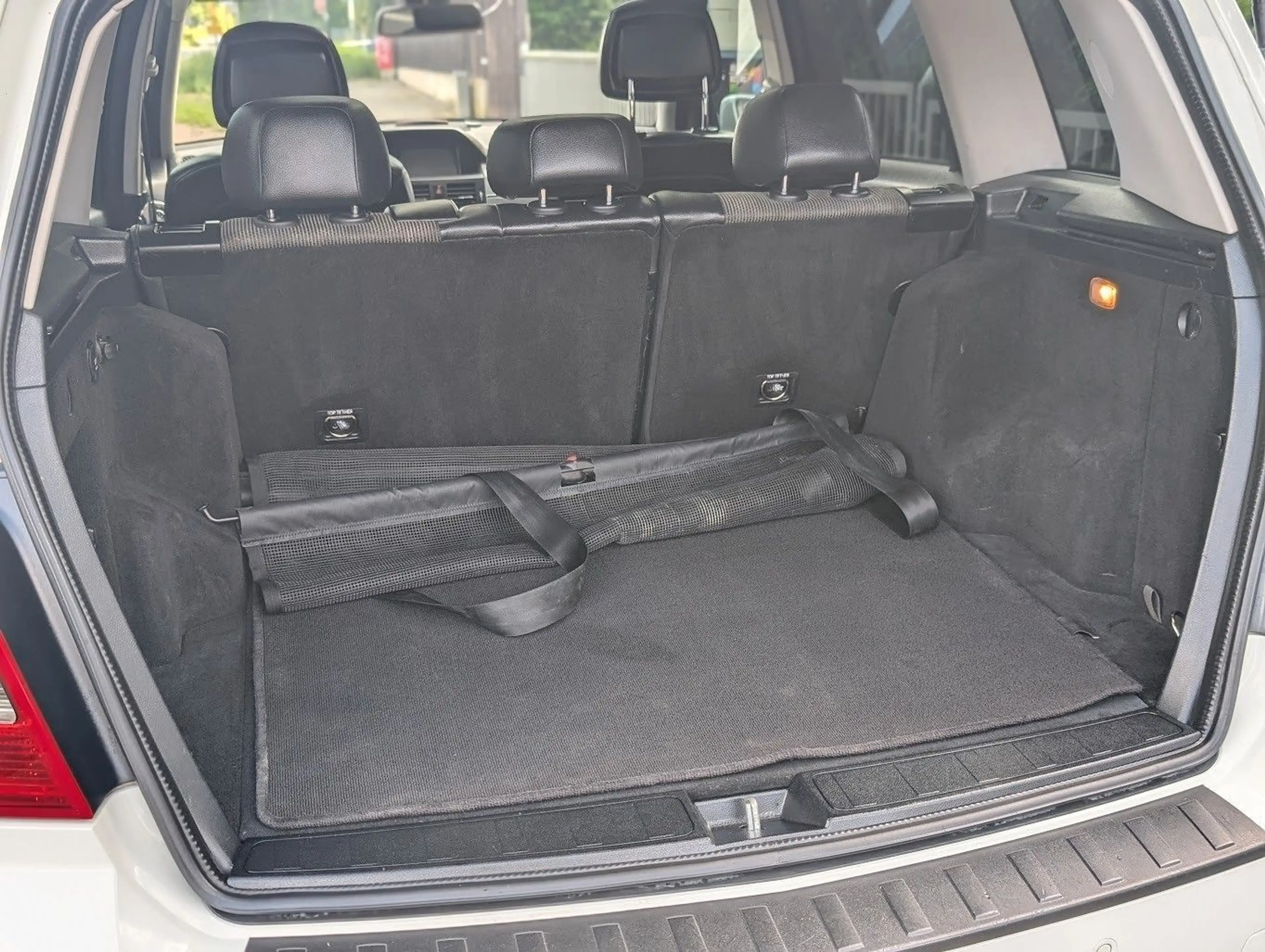 Mercedes-Benz GLK 220 CDI Sport PANO. 4x4. NAVI. AHK — photo 40