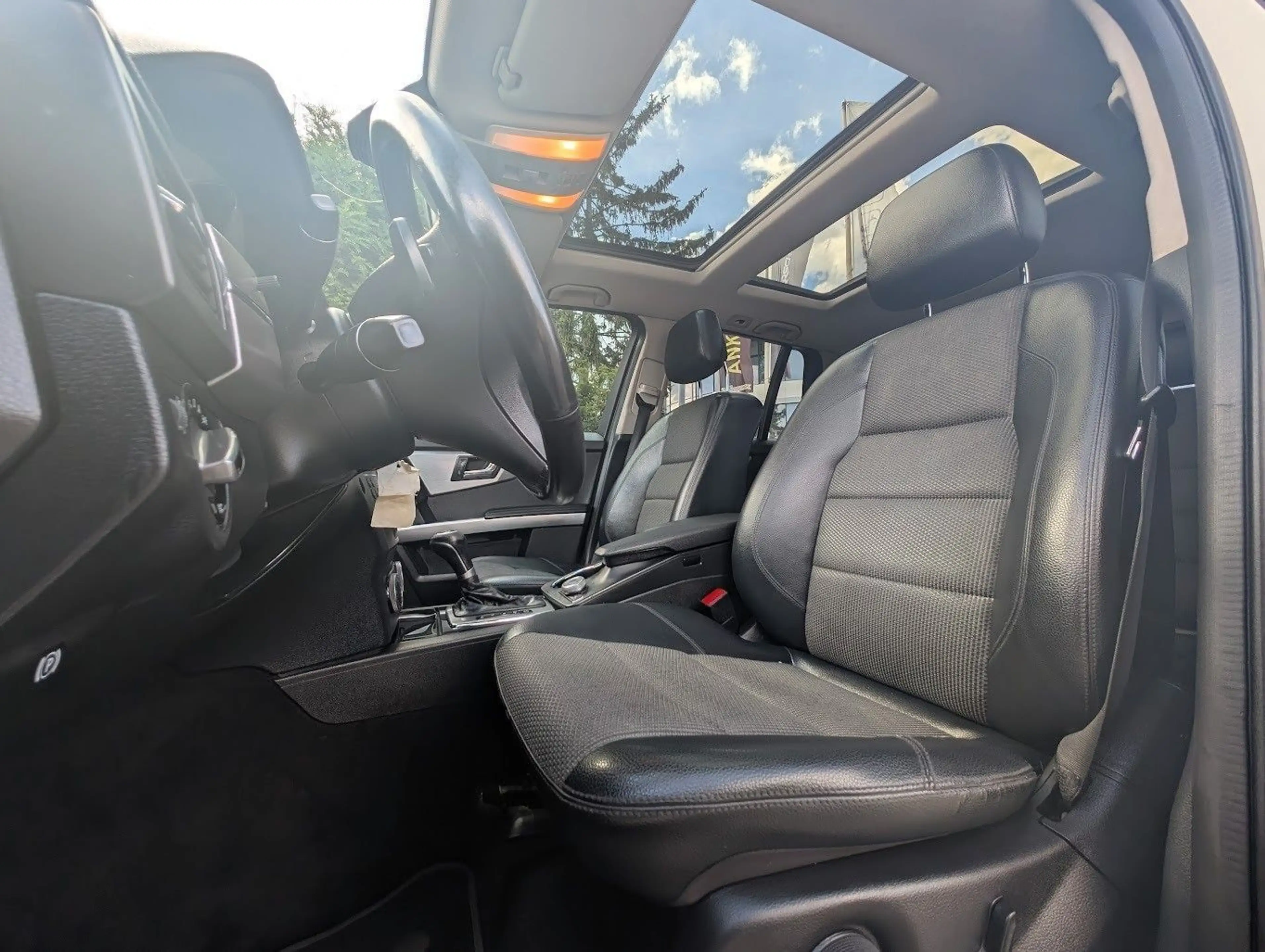 Mercedes-Benz GLK 220 CDI Sport PANO. 4x4. NAVI. AHK — photo 38