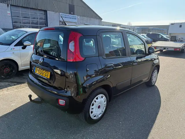 Fiat Panda view 3