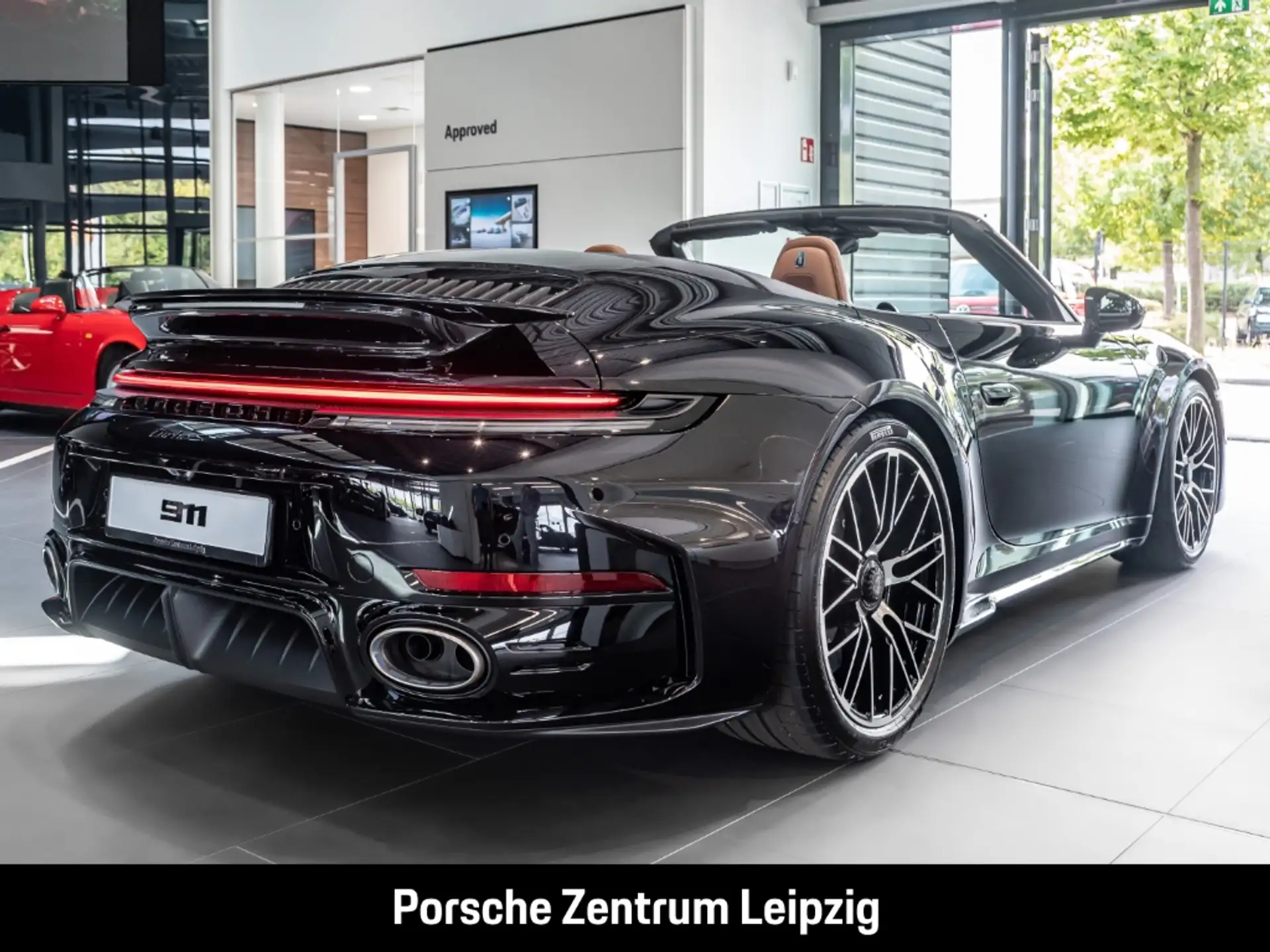 포르쉐 911 Turbo S Cabriolet 2026 검정 사진 8