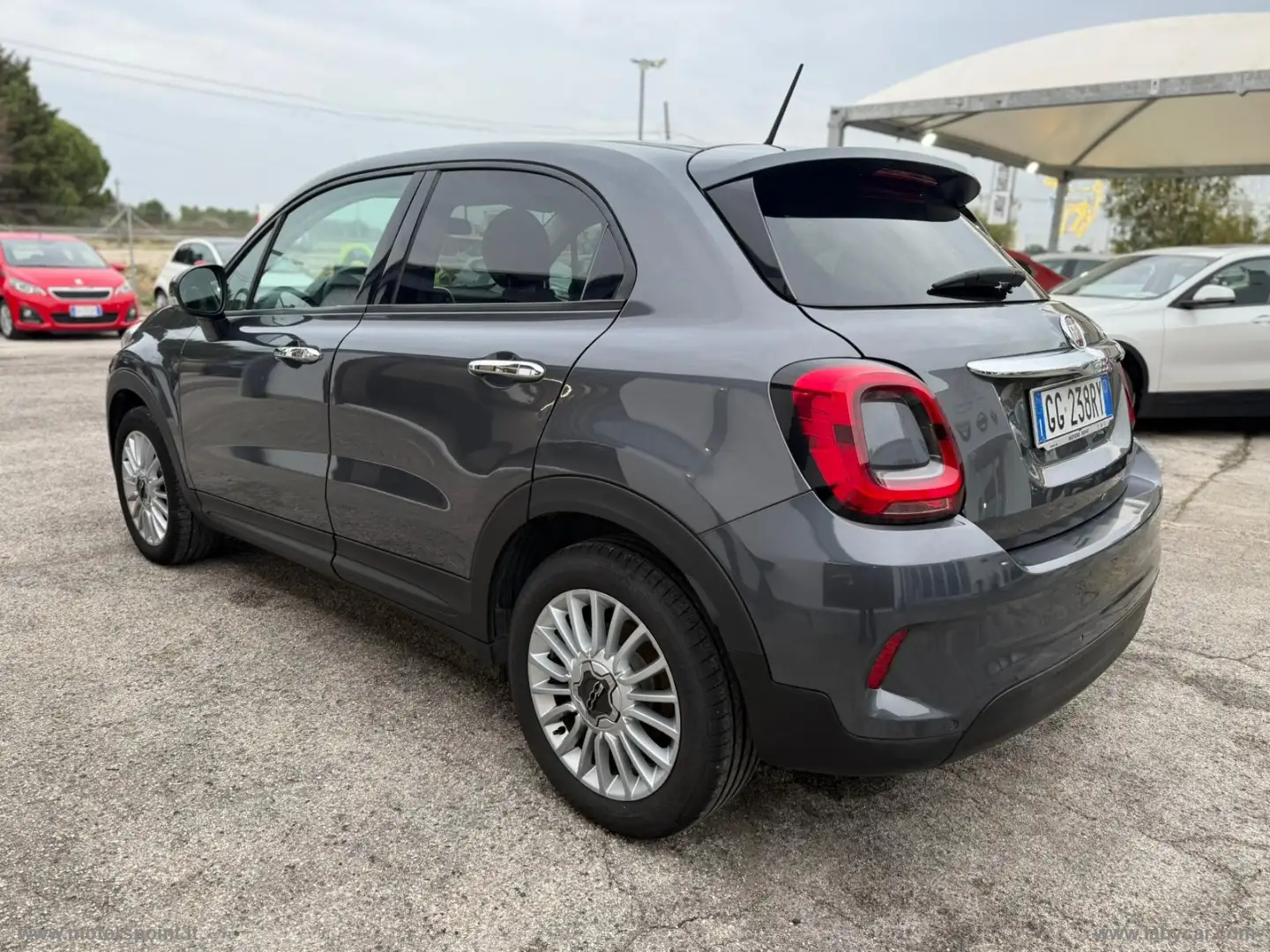 Fiat 500X 1.3 M.Jet 95 CV Business Gris - 2