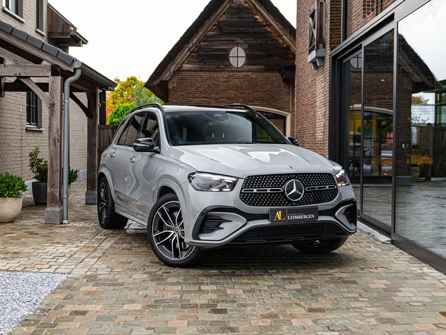 Mercedes-Benz GLE 350 de 4Matic AMG Line / Pano / 360° / Trekhaak Grau - 1