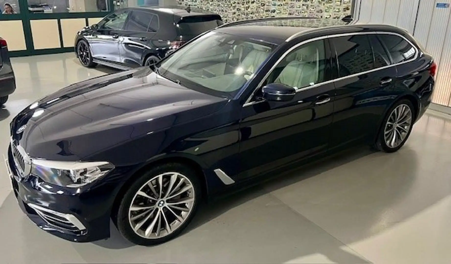 BMW 520 520d Touring Luxury aut.-Bellissima! Blu/Azzurro - 1