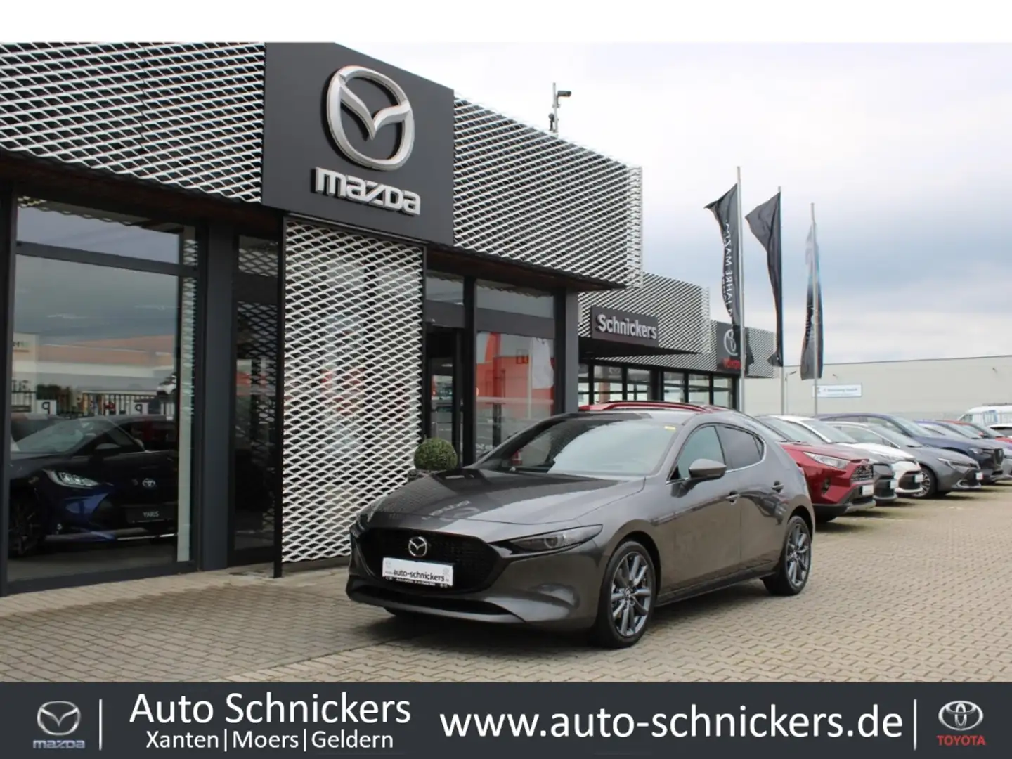 Mazda 3 SKYACTIV-G EXCLUSIVE-LINE+KAMERA !! Grau - 1