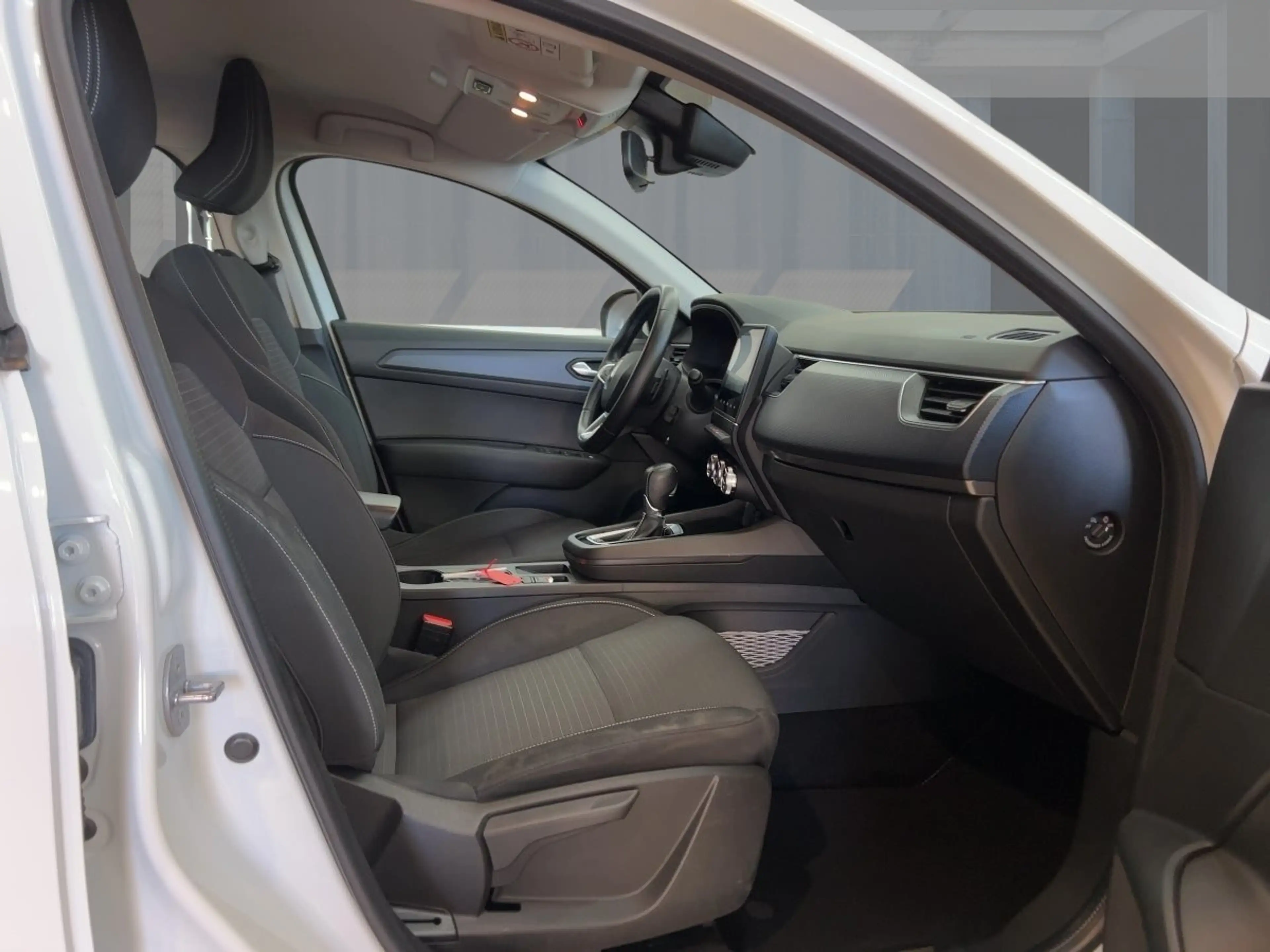 Renault Arkana ZEN TCe 140 EDC Apple CarPlay PDC KLIMA — photo 8