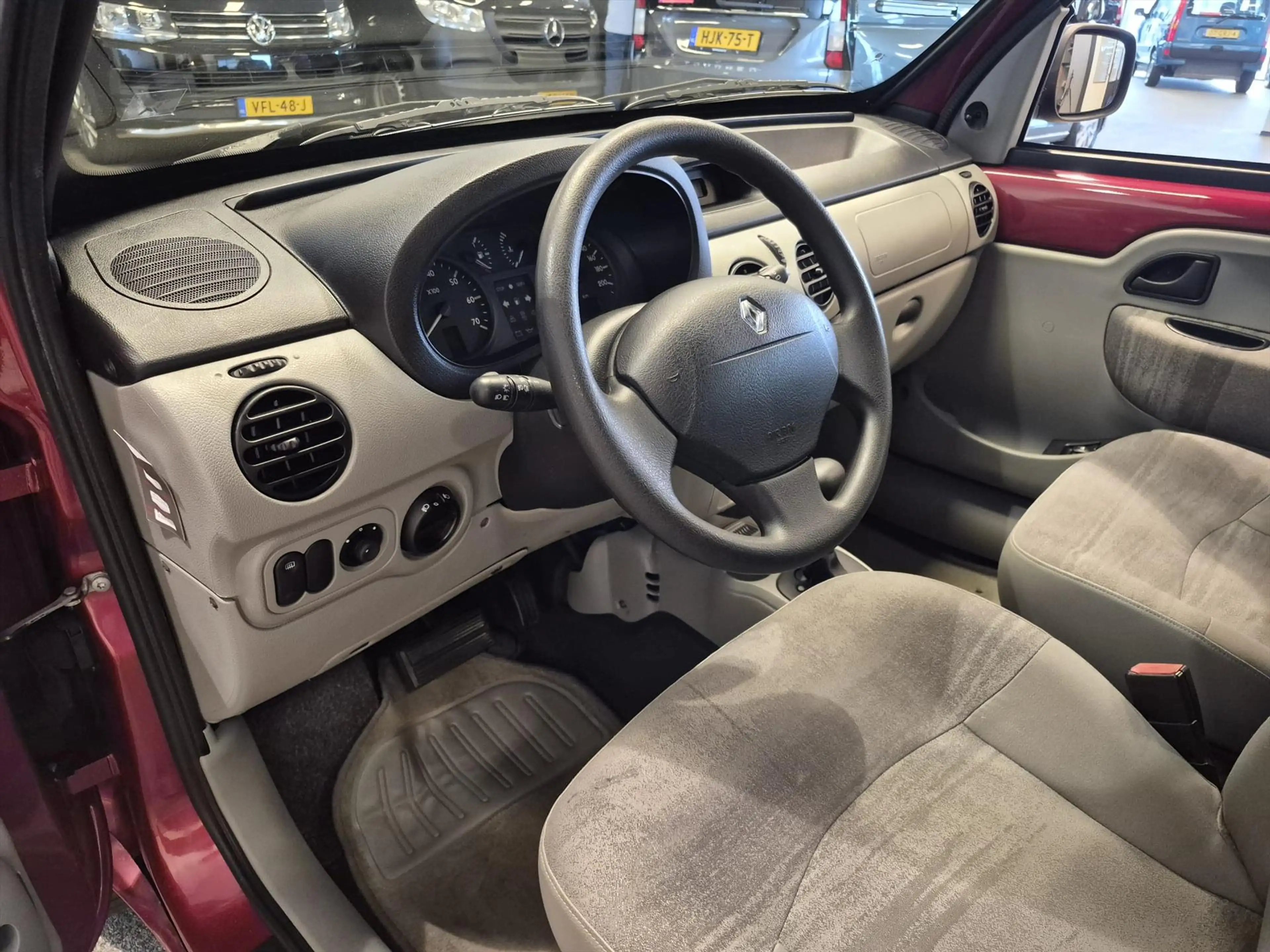 Renault Kangoo Rolstoelauto Automaat (airco) 3+1 — photo 23