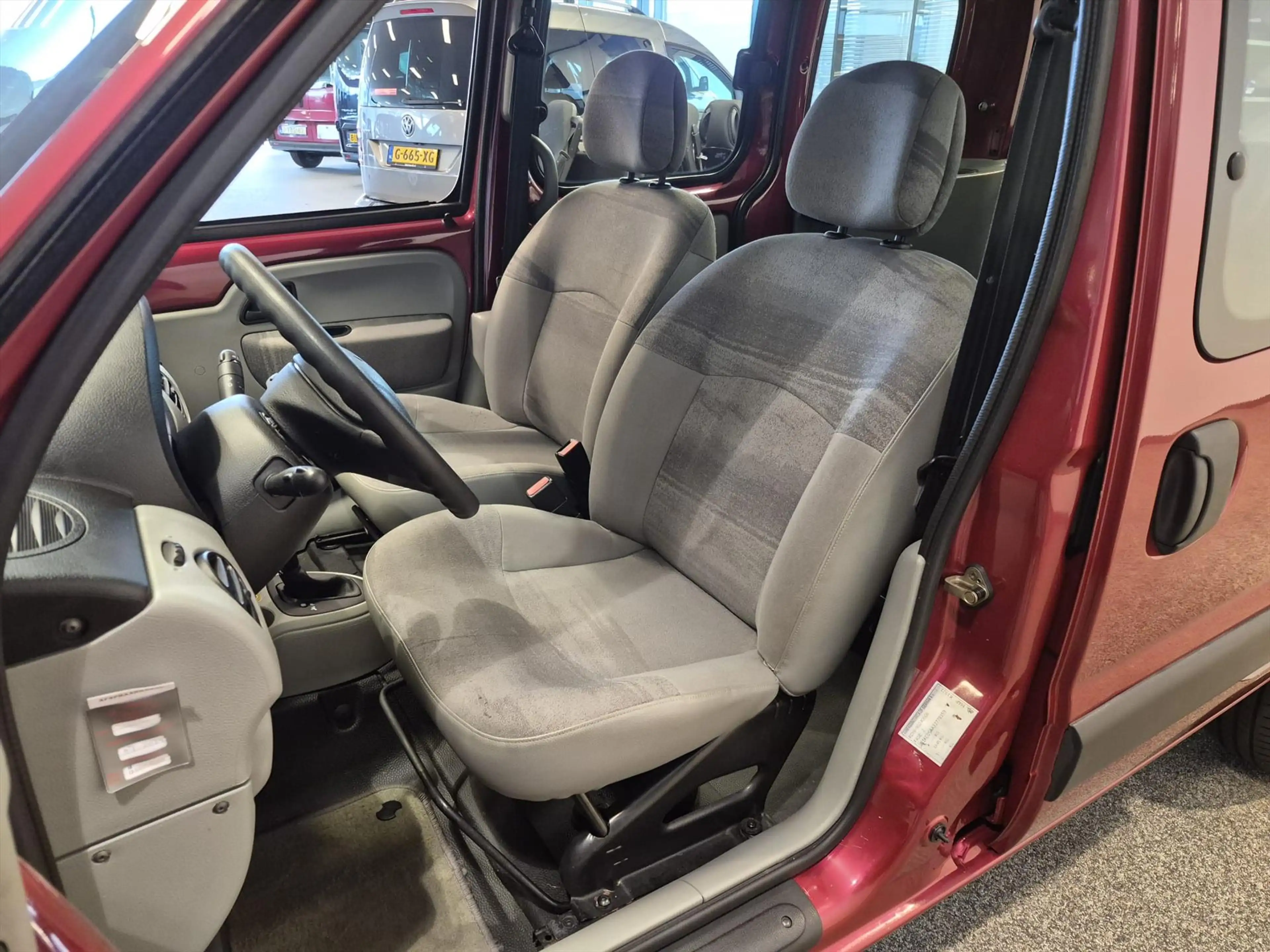 Renault Kangoo Rolstoelauto Automaat (airco) 3+1 — photo 22