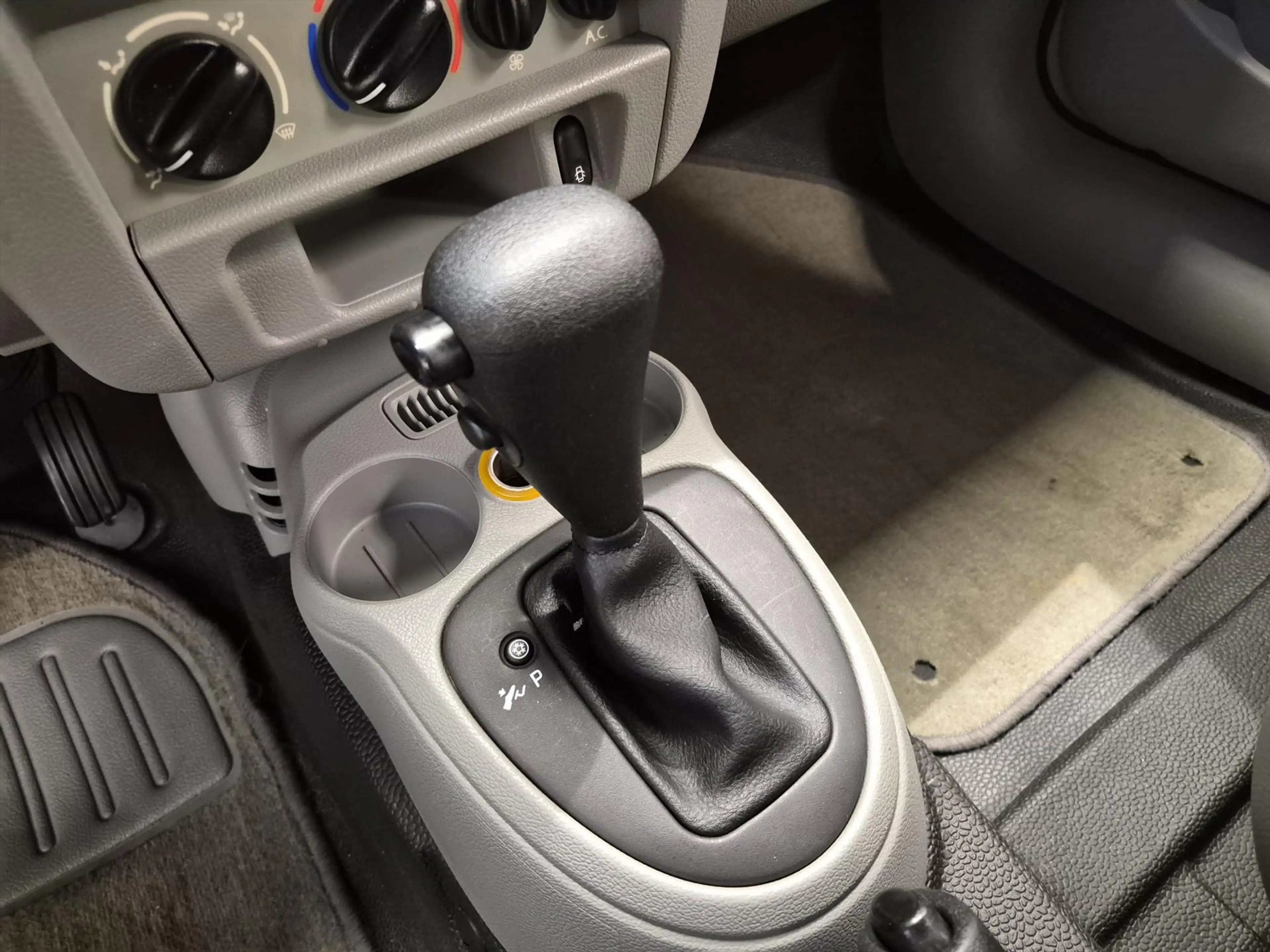 Renault Kangoo Rolstoelauto Automaat (airco) 3+1 — photo 25