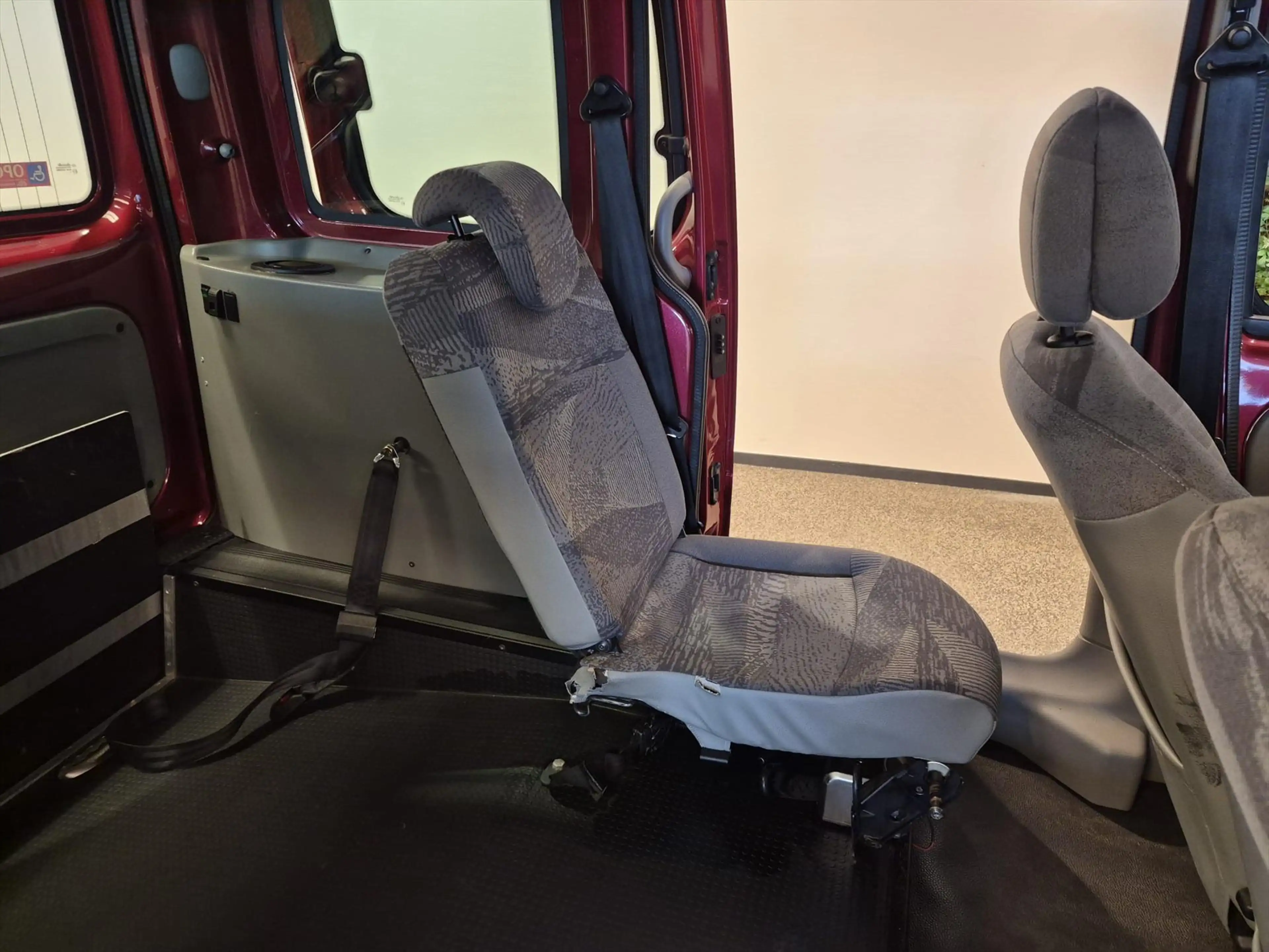 Renault Kangoo Rolstoelauto Automaat (airco) 3+1 — photo 4