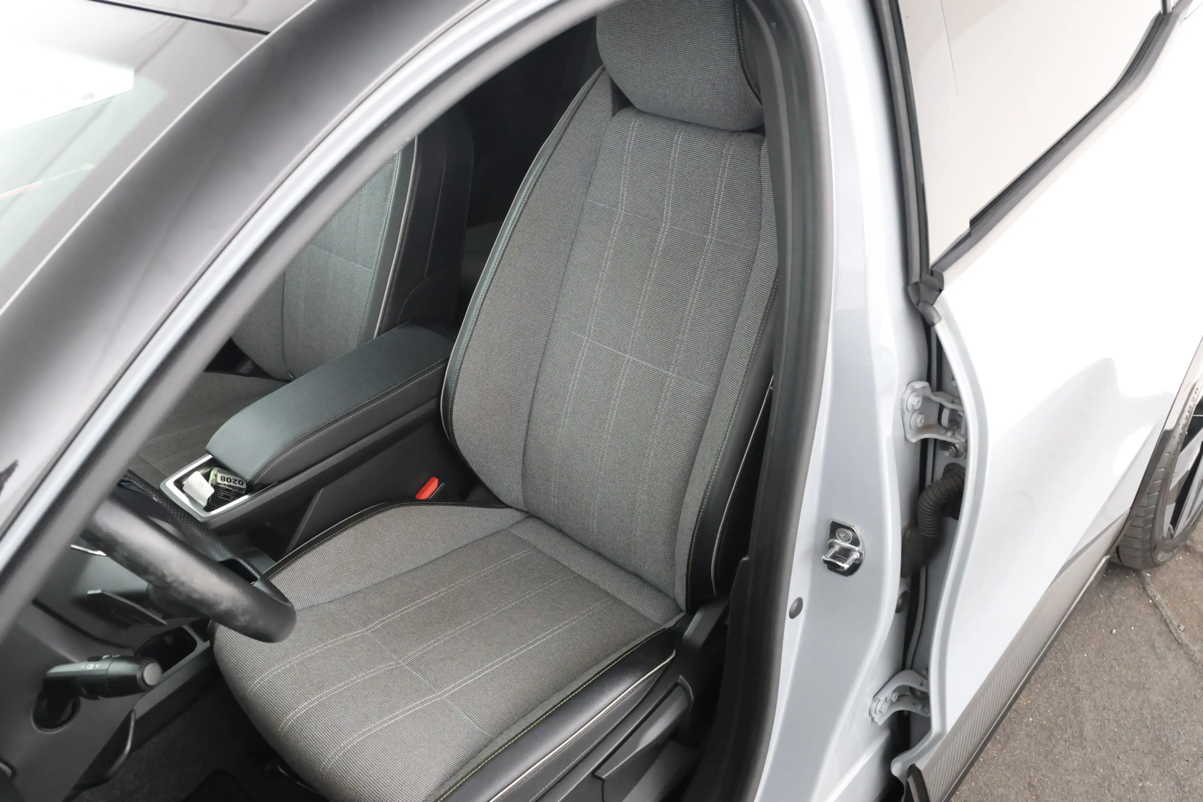 Renault Megane E-Tech EV60 Optimum Charge Techno Adaptive Cruise, Apple — photo 15