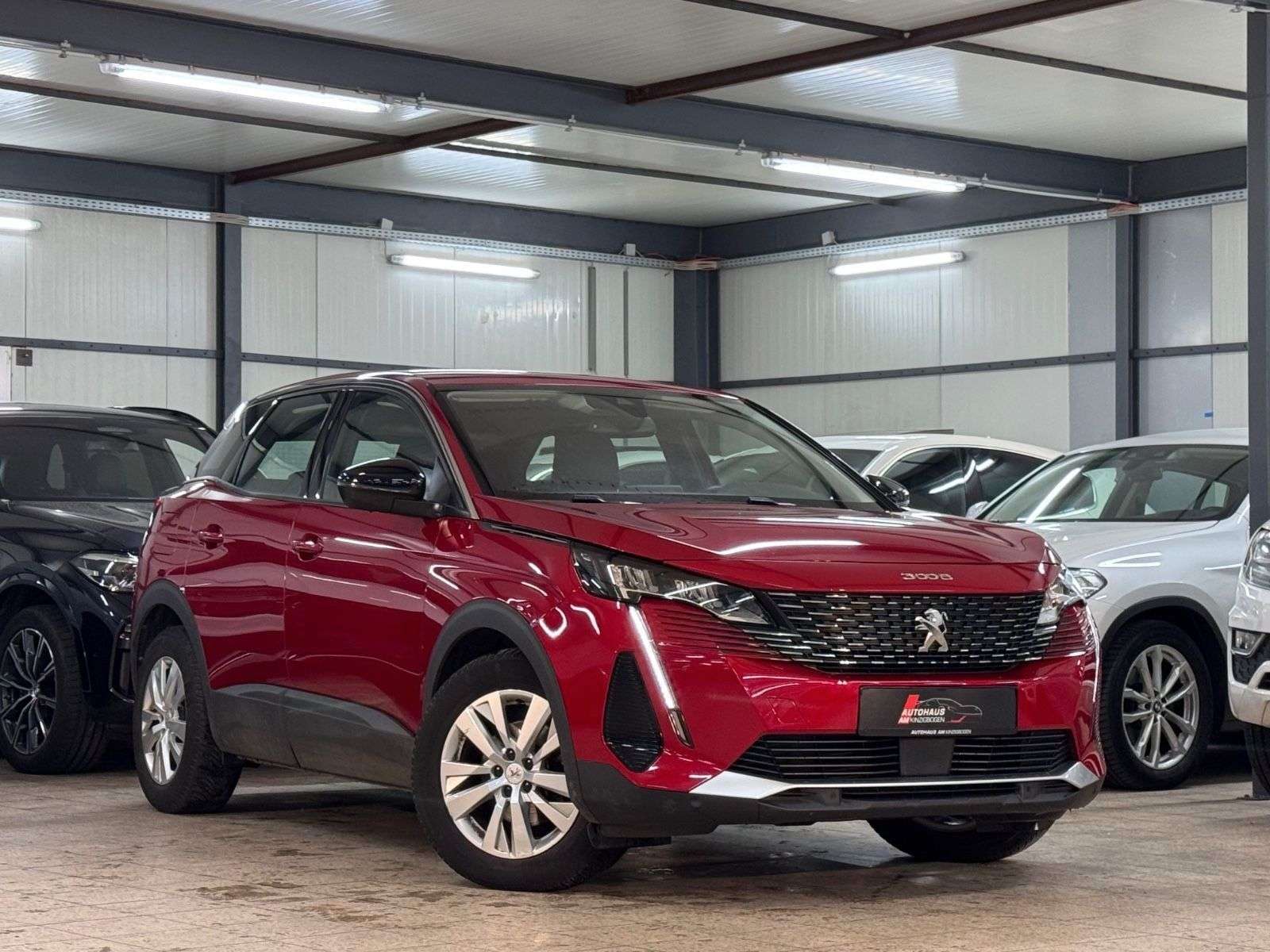 Second hand Peugeot 3008 1.2 Active