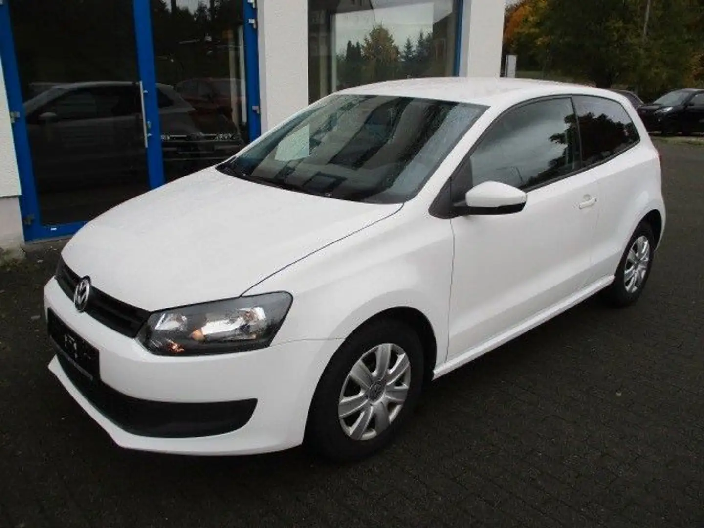 Volkswagen Polo V  1.0 Trendline Weiß - 1