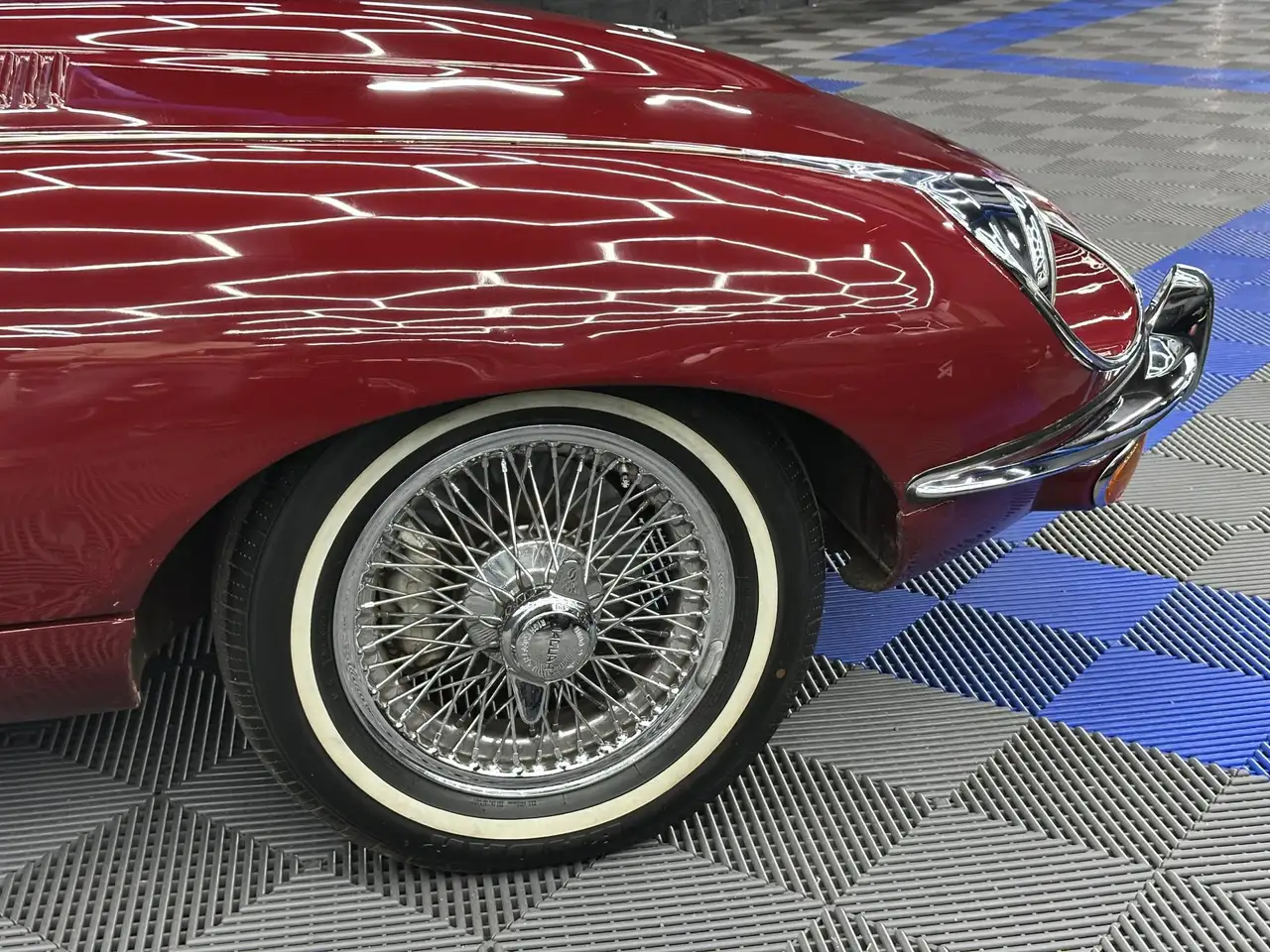 Jaguar E-Type 4.2i 265CH BVM4 - 2+2 SERIE 2, foto 7