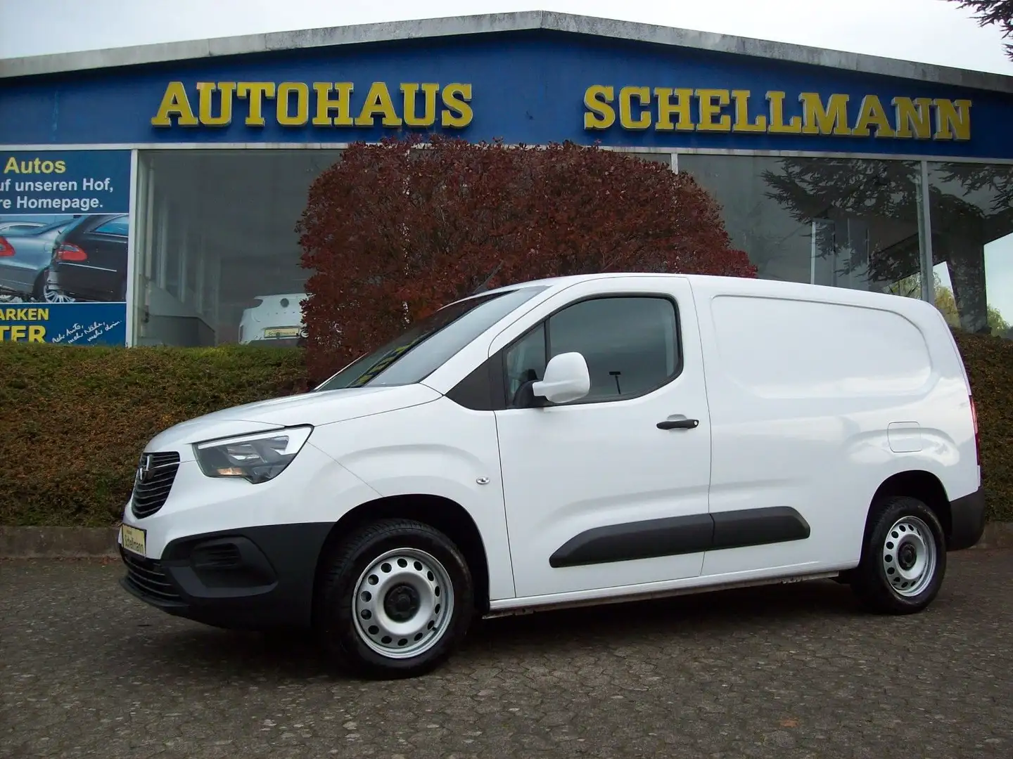 Opel Combo E 1.2 Cargo XL Holzboden Anhängerkupplung Blanc - 1